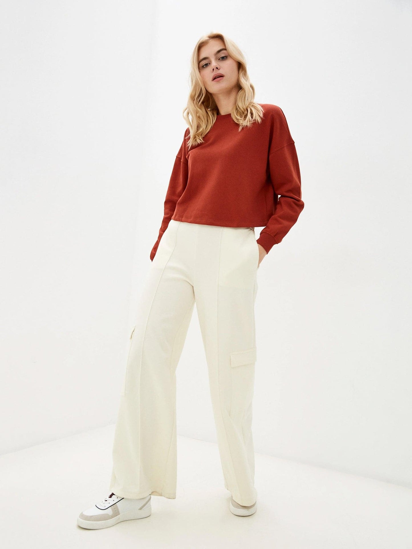 Γυναικείο φούτερ ONLBLESS LIFE L/S Q-NECK CROPPED SWT 15236212 | 15236212
