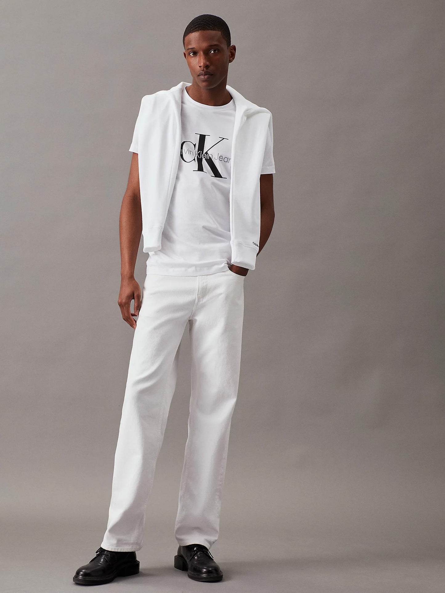 Ανδρικό t-shirt CORE MONOGRAM SLIM TEE J30J320935YAF | J30J320935YAF