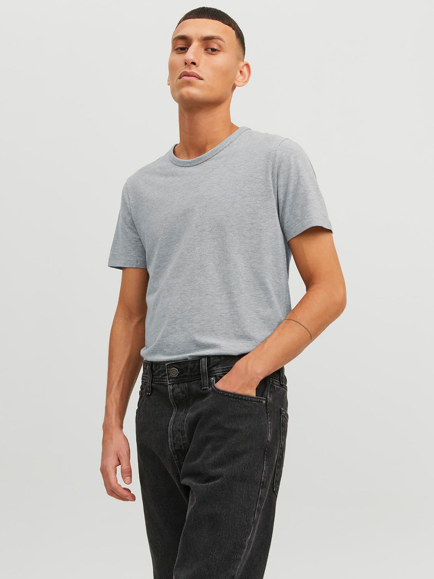 Ανδρικό t-shirt JJEBASIC O-NECK TEE S/S NOOS 12058529 | 12058529