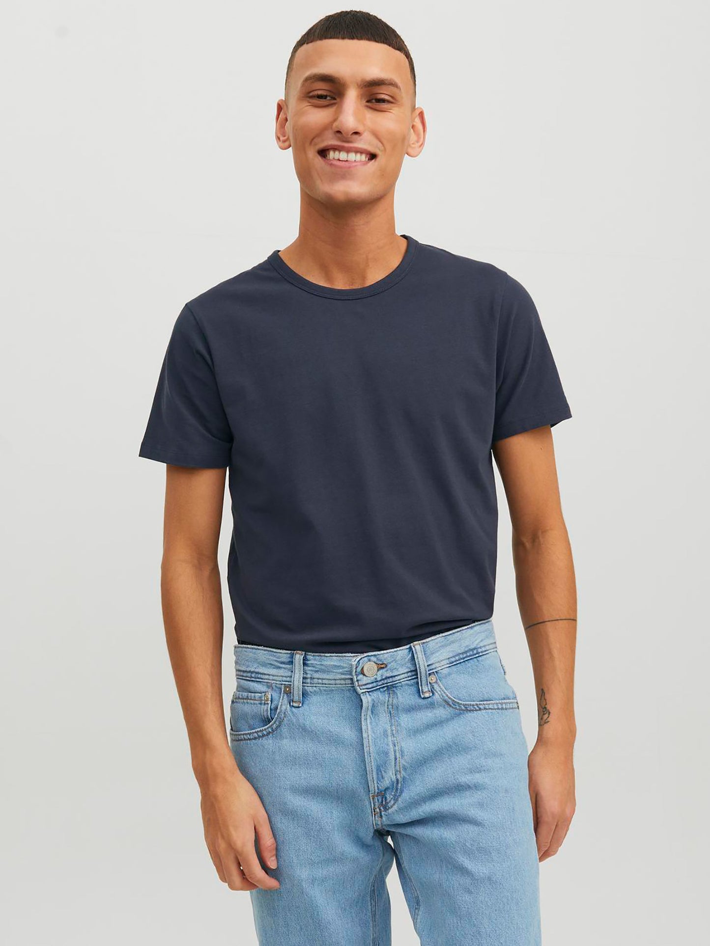 Ανδρικό t-shirt JJEBASIC O-NECK TEE S/S NOOS 12058529 | 12058529
