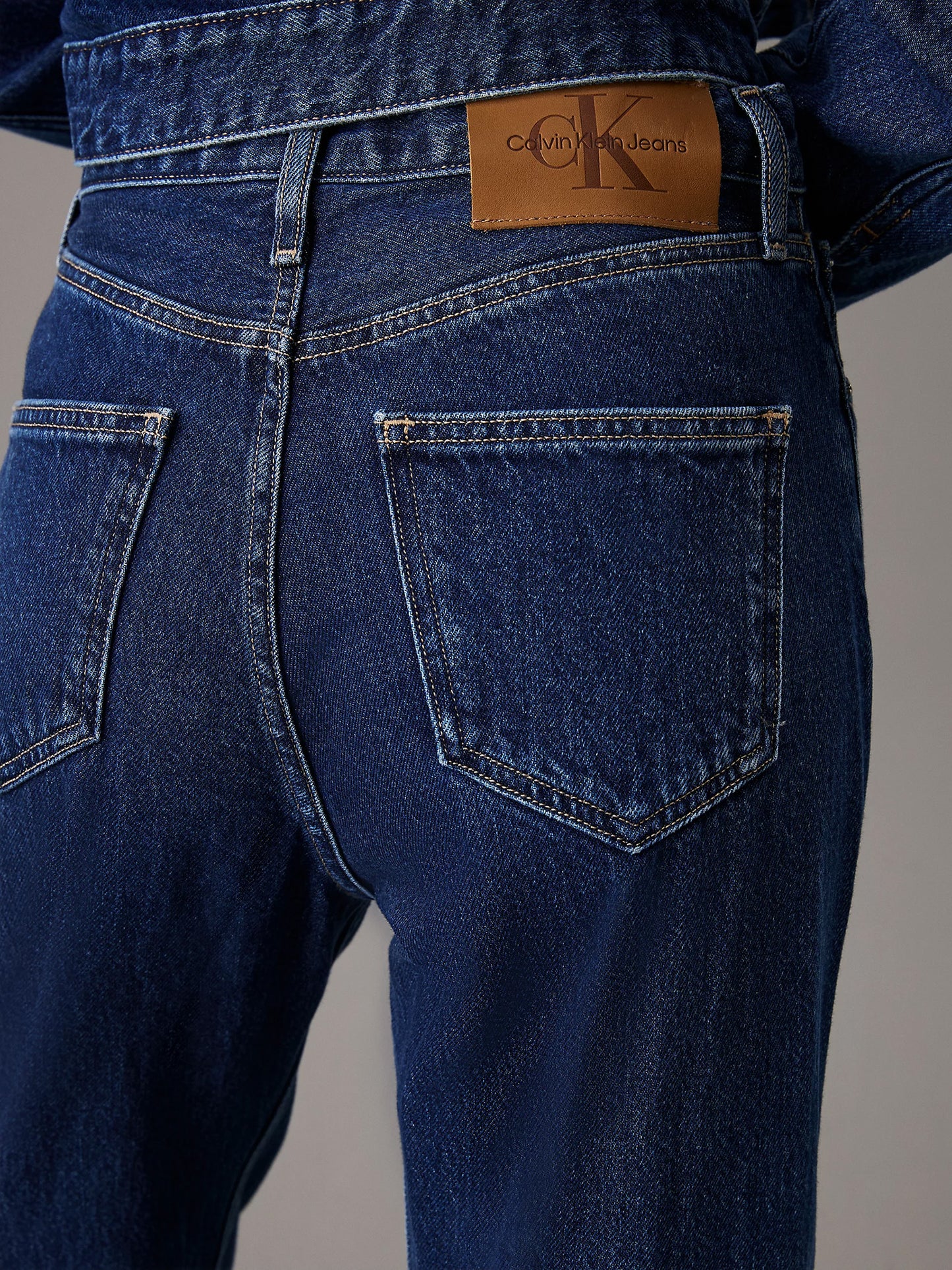 Γυναικείο παντελόνι τζιν AUTHENTIC BOOTCUT J20J2245241BJ | J20J2245241BJ