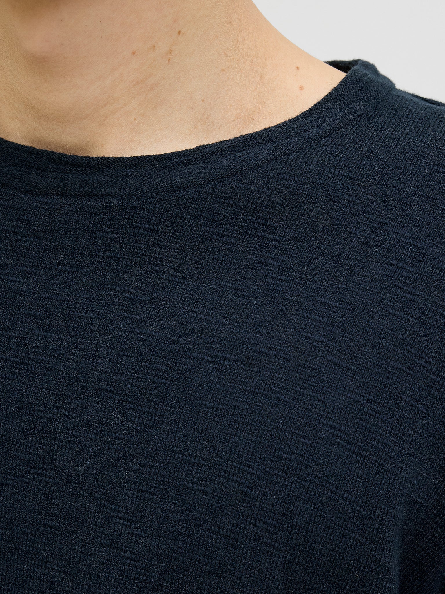 Ανδρική μπλούζα JJESUMMER KNIT CREW NECK SN 12269631 | 12269631