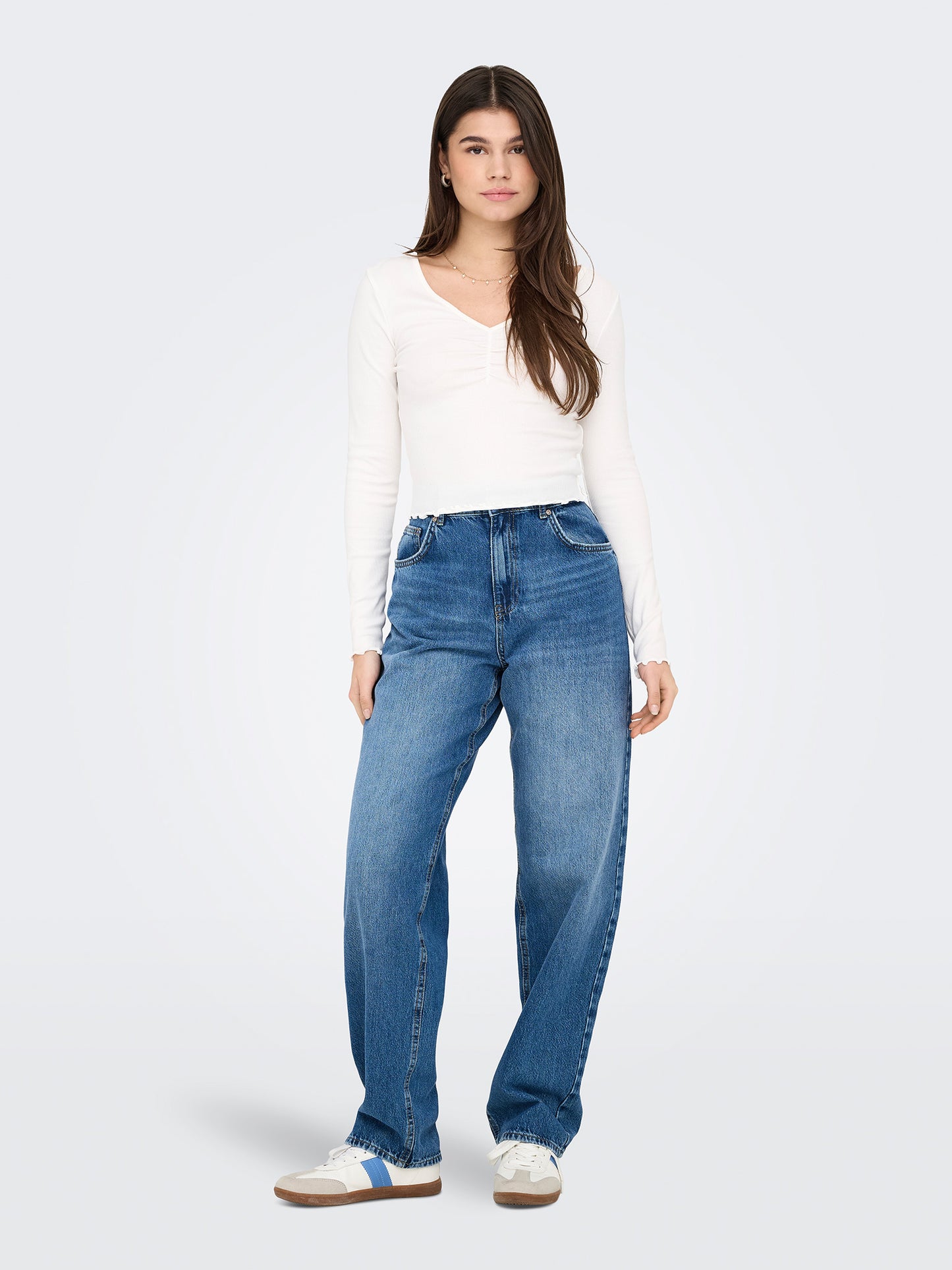 Γυναικεία μπλούζα ριπ ONLBETTY L/S V-NECK TOP CC JRS 15342012 | 15342012