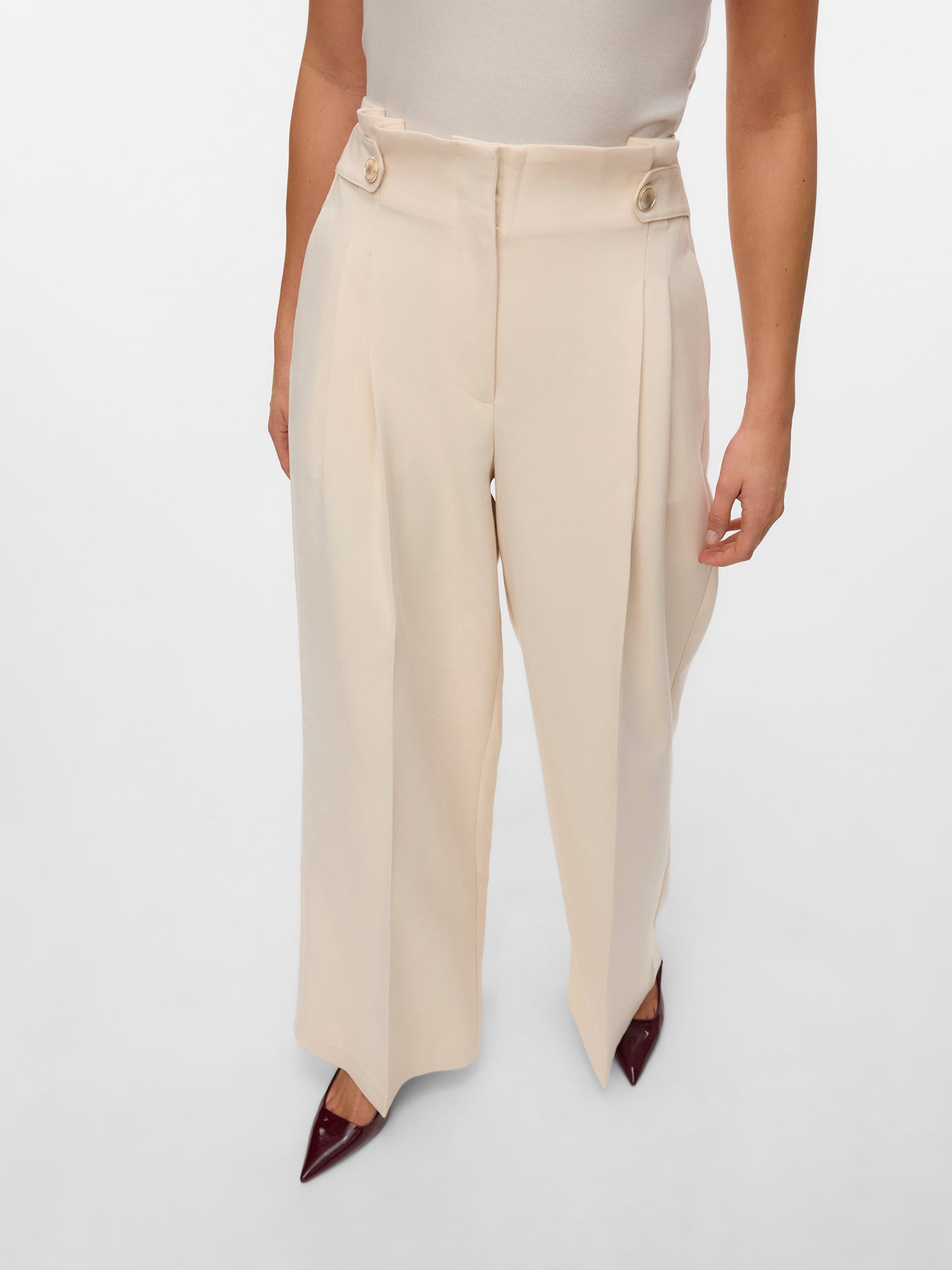 Γυναικείο παντελόνι VMELMA HW FLARED GOLD BUTTON PANT 10322631 | 10322631