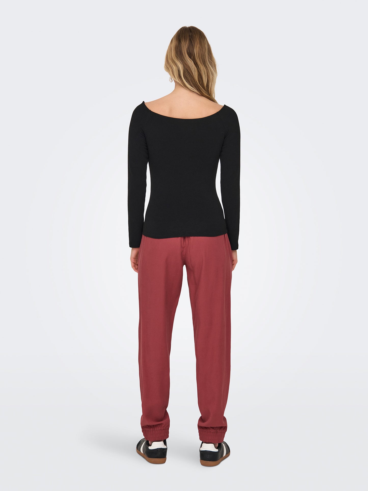 Γυναικεία μπλούζα έξωμη ONLGLAMOUR L/S BOAT NECK TOP BOX CC JRS 15339763 | 15339763