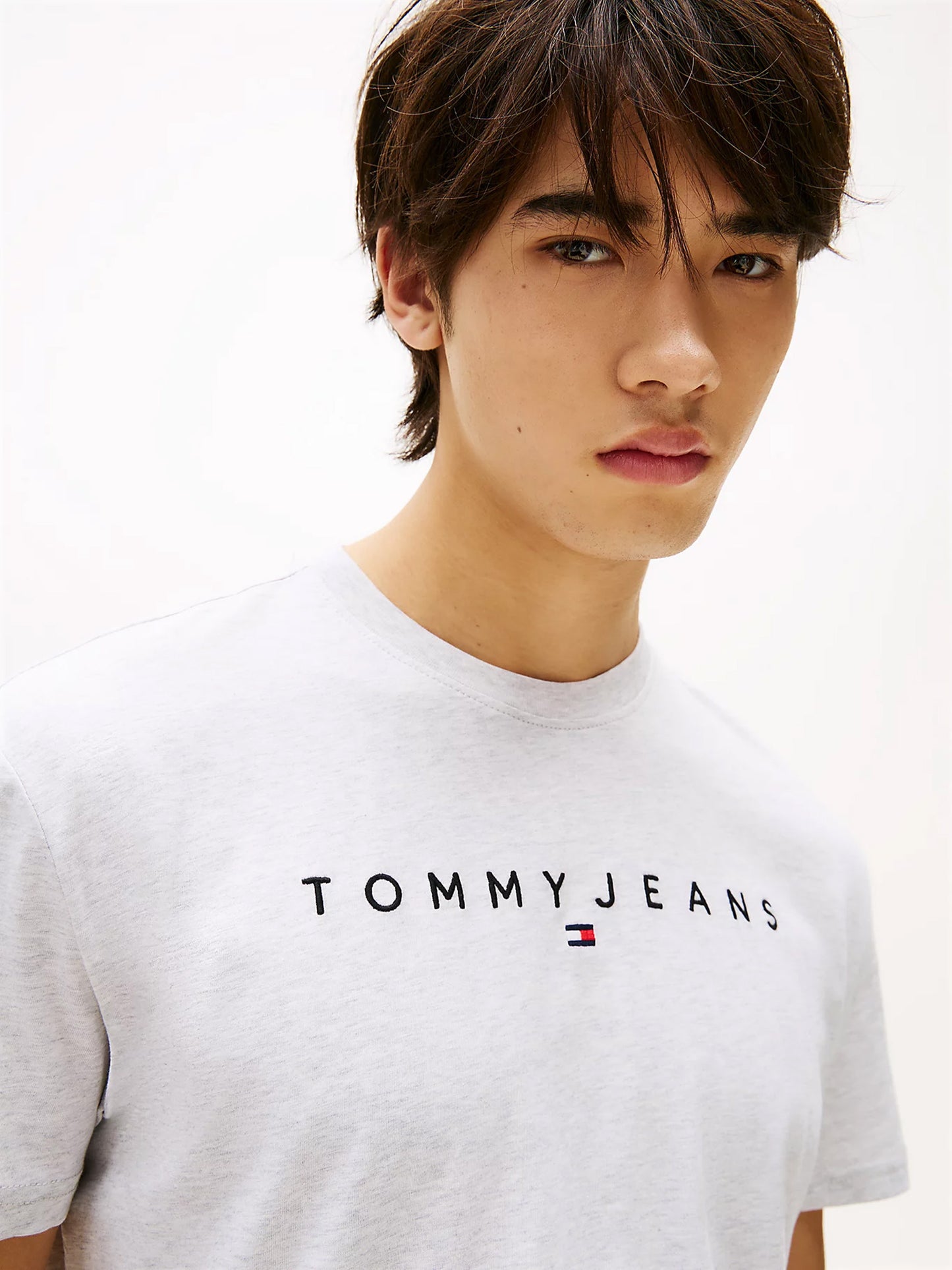 Ανδρικό t-shirt μελανζέ TJM REG LINEAR LOGO TEE DM0DM20744PJ4 | DM0DM20744PJ4