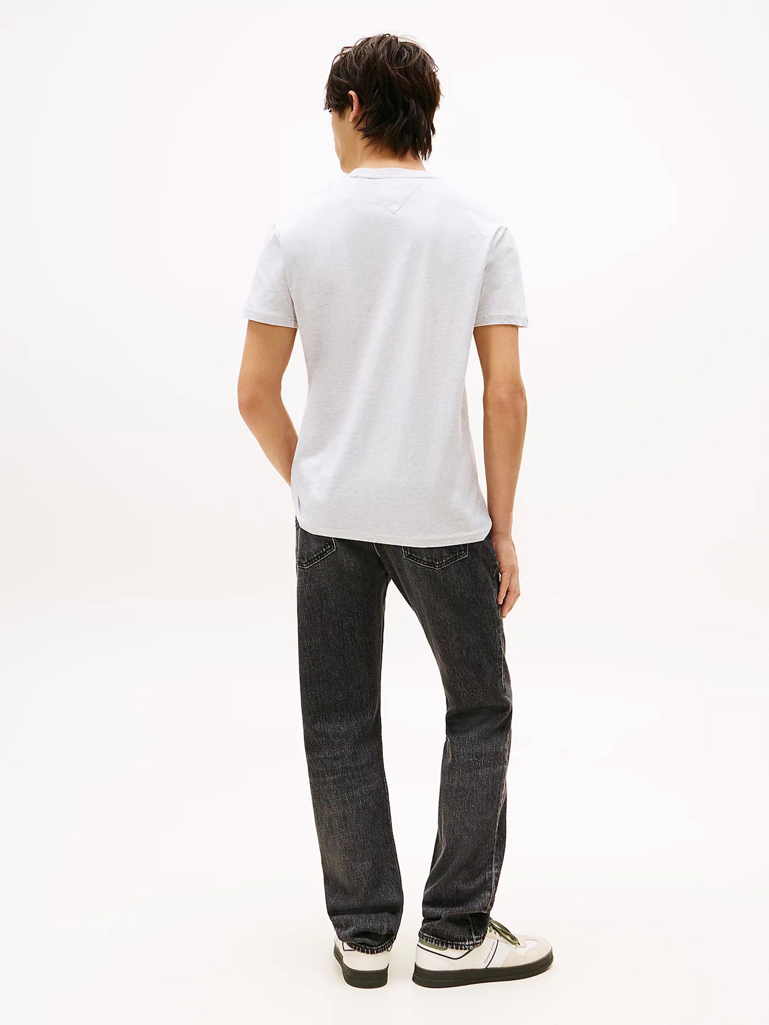 Ανδρικό t-shirt μελανζέ TJM REG LINEAR LOGO TEE DM0DM20744PJ4 | DM0DM20744PJ4