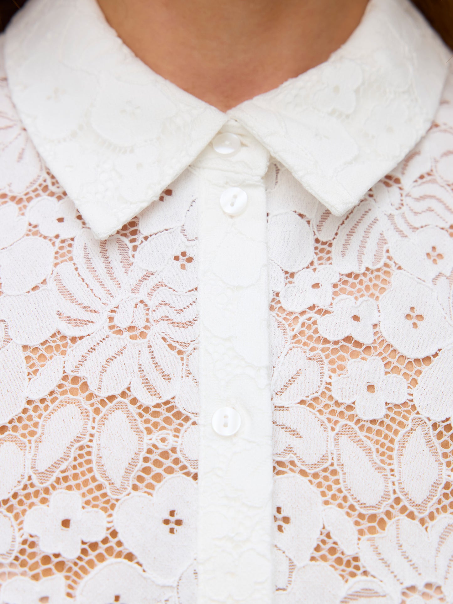 Γυναικείο πουκάμισο δαντέλα VMHONEY LACE SS SHIRT WVN 10330056 | 10330056