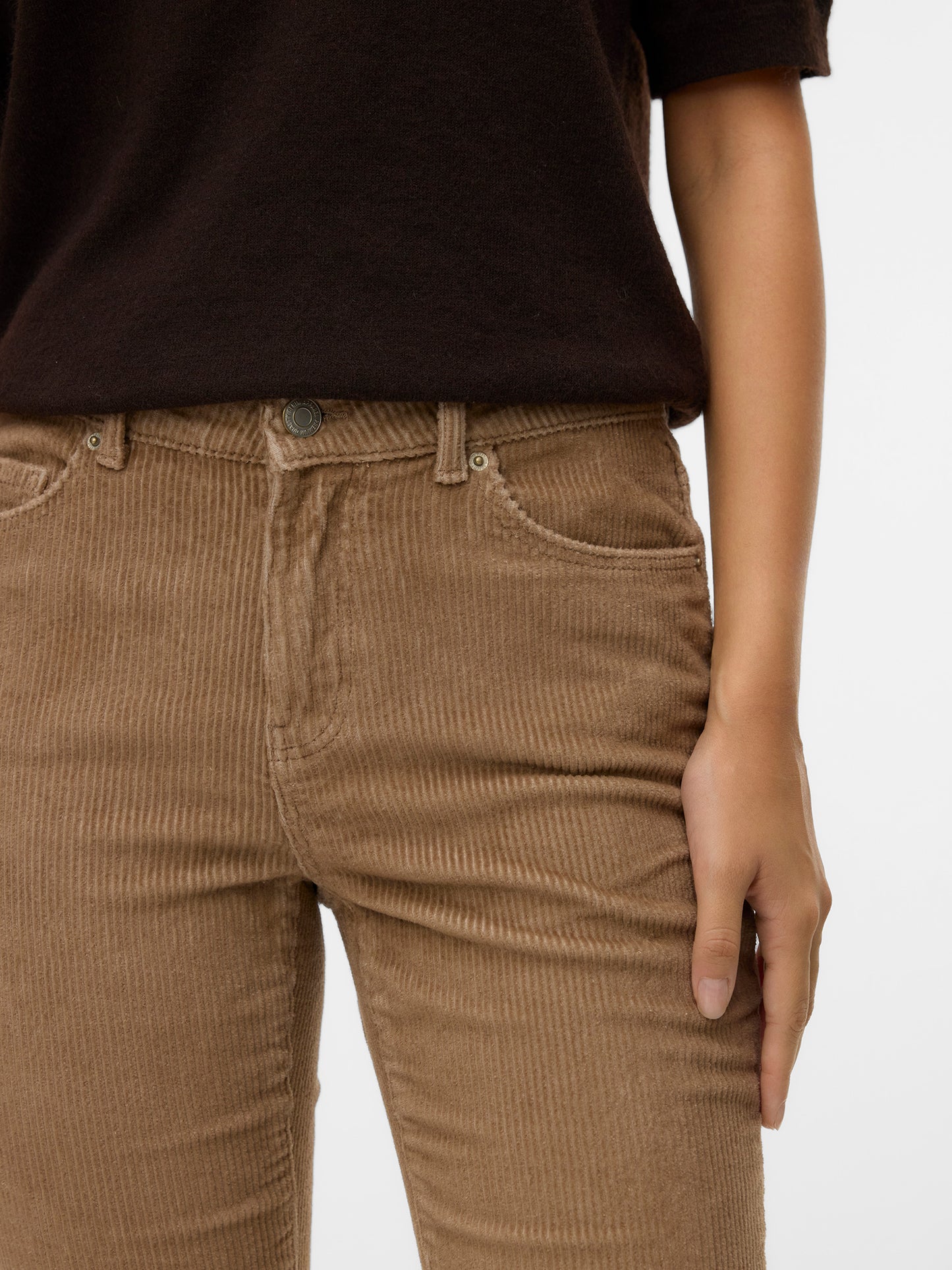 Γυναικείο παντελόνι κοτλέ VMFLASH MR FLARED CORDUROY PANTS 10315346 | 10315346