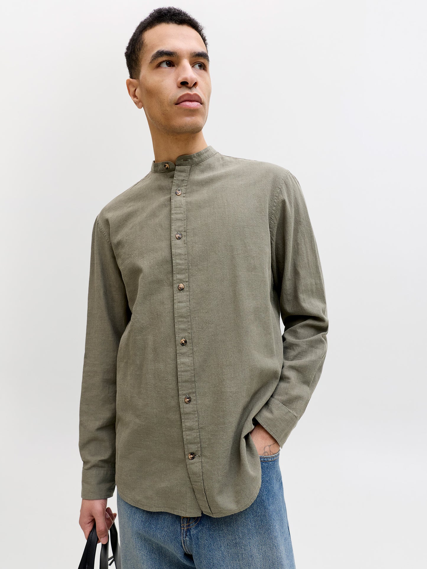 Ανδρικό πουκάμισο mao γιακάς JJESUMMER LINEN BLEND BAND SHIRT L/S 12289184 | 12289184