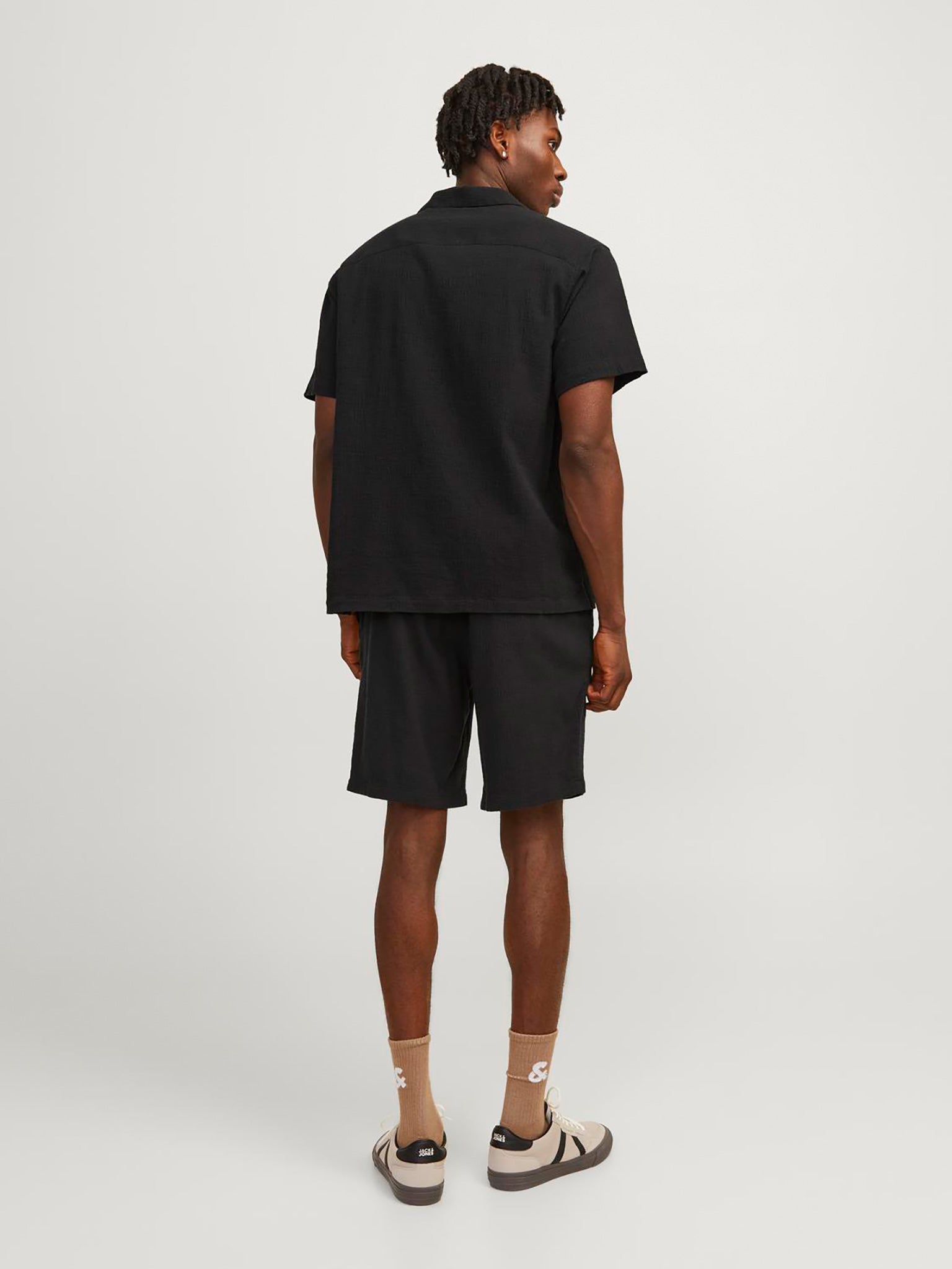 Ανδρική βερμούδα γκοφρέ JPSTJAIDEN CRINKLE JOGGER SHORT 12255861 | 12255861