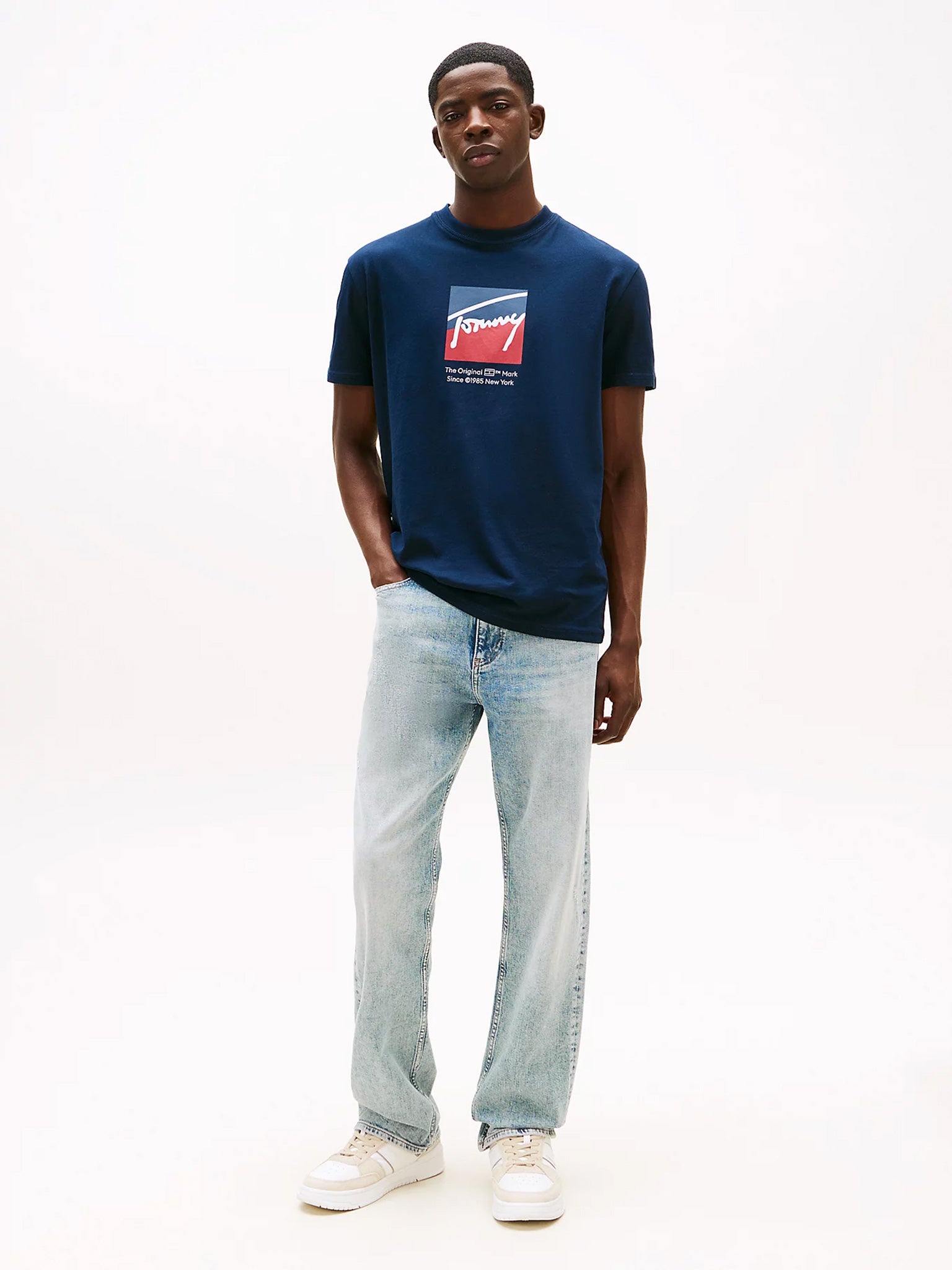 Ανδρικό t-shirtTJM REG RWB DNA DM0DM21940C1G | DM0DM21940C1G