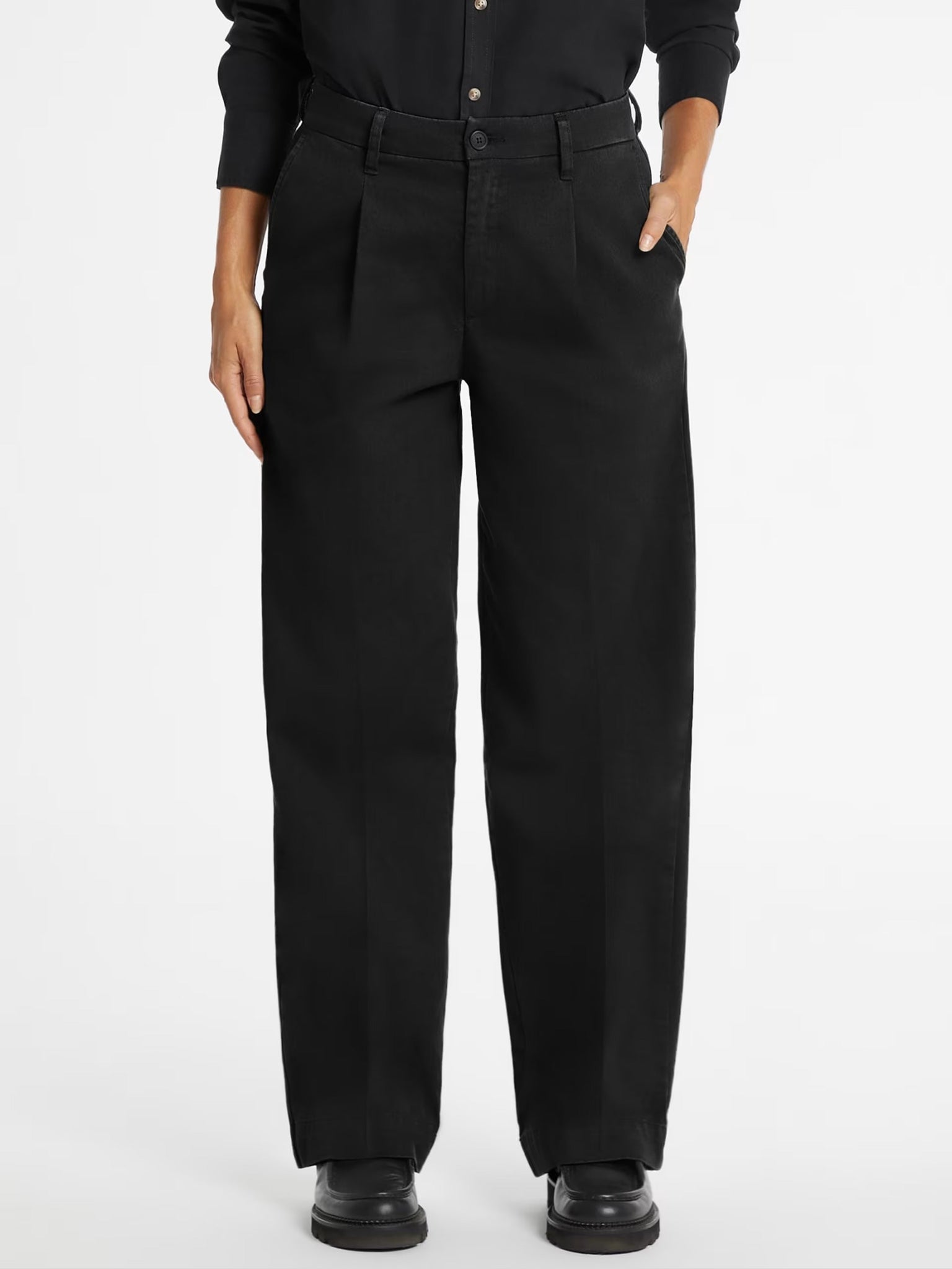 Γυναικείο παντελόνι W4BB44WGCV2JBLK | W4BB44WGCV2JBLK