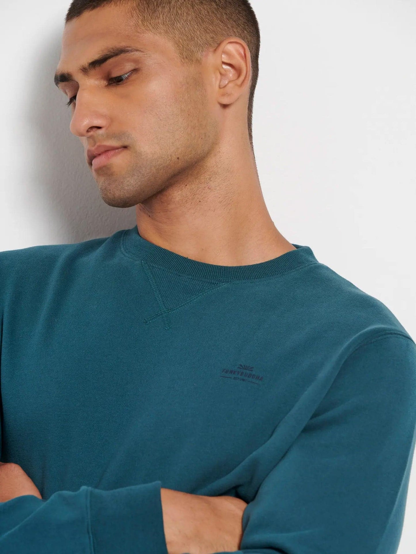 00113275-537_3.jpg