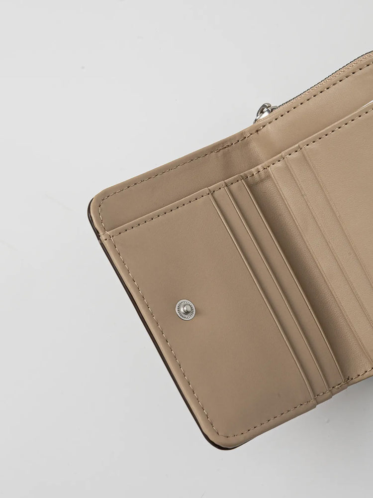 Γυναικείο πορτοφόλι με φερμουάρ SCULPTED MED ZIP AROUND WALLET LV04K1004GPBF  | LV04K1004GPBF