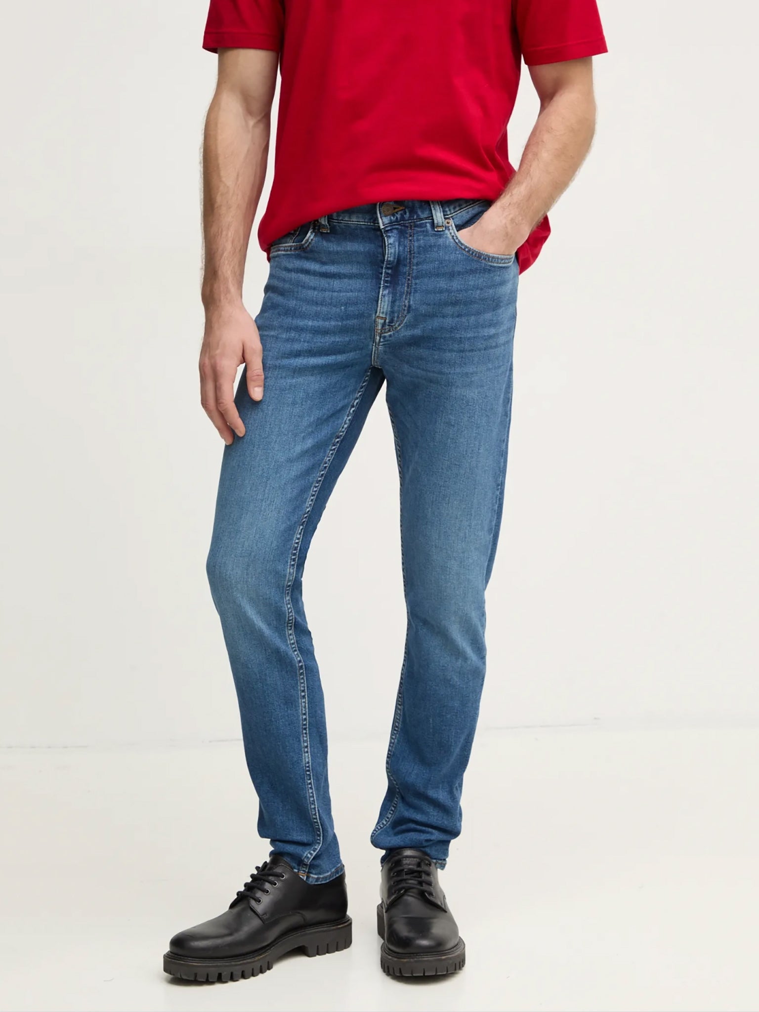 Ανδρικό παντελόνι τζιν CORE BLEECKER MID BLUE MW0MW390411CX | MW0MW390411CX