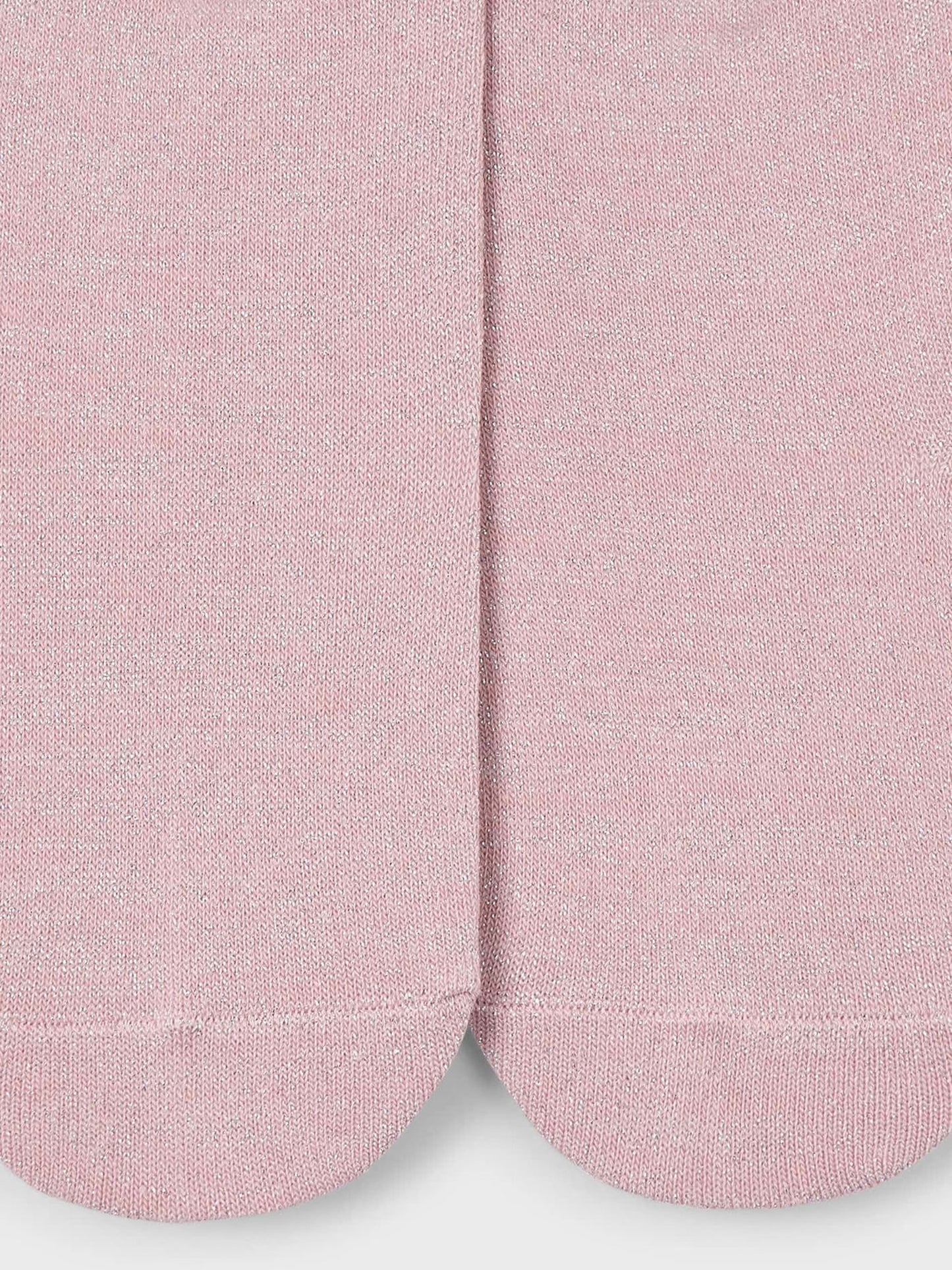 10255749-579_2.jpg