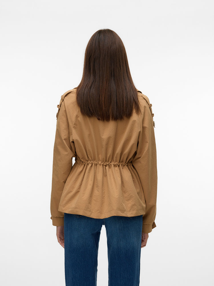 Γυναικεία καπαρντίνα VMBRAVESIENNA SHORT TRENCHCOAT 10322857 | 10322857