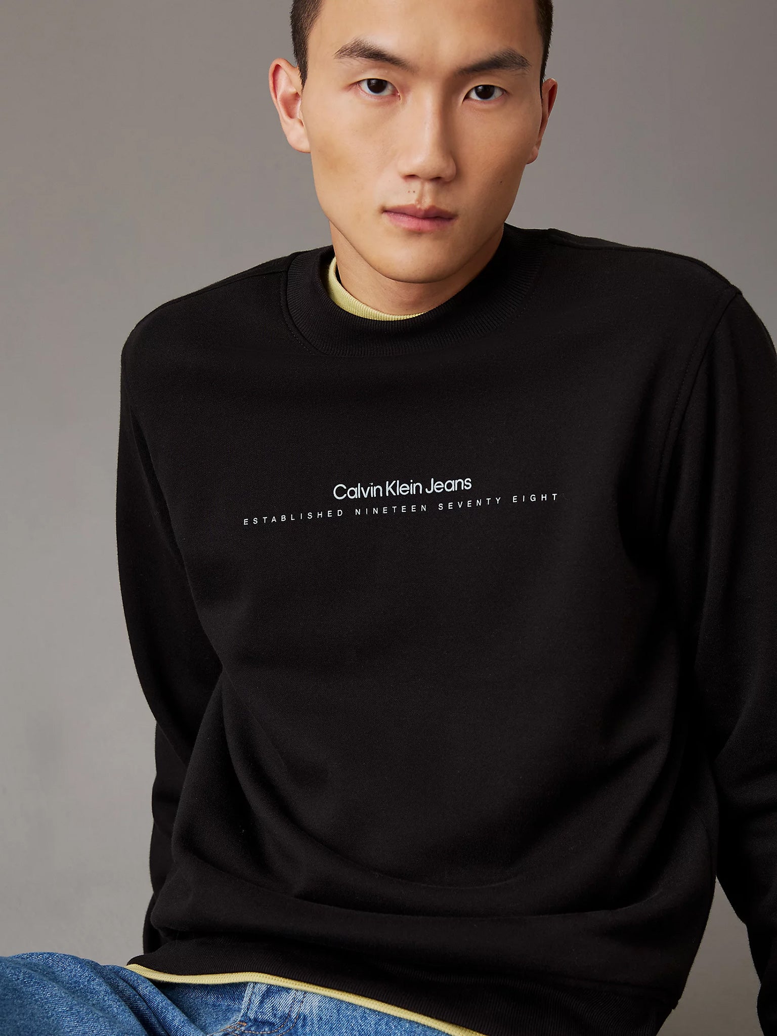Ανδρική μπλούζα φούτερ MINIMAL LOGO CREW NECK J30J327119BEH | J30J327119BEH