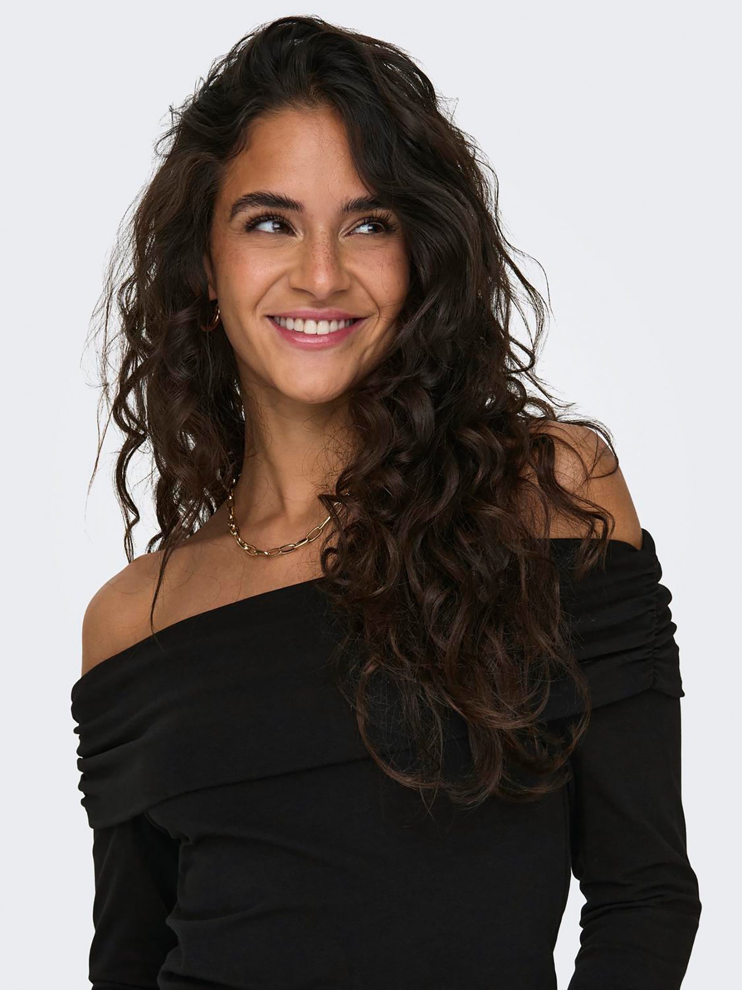 10252655-330_5.jpg