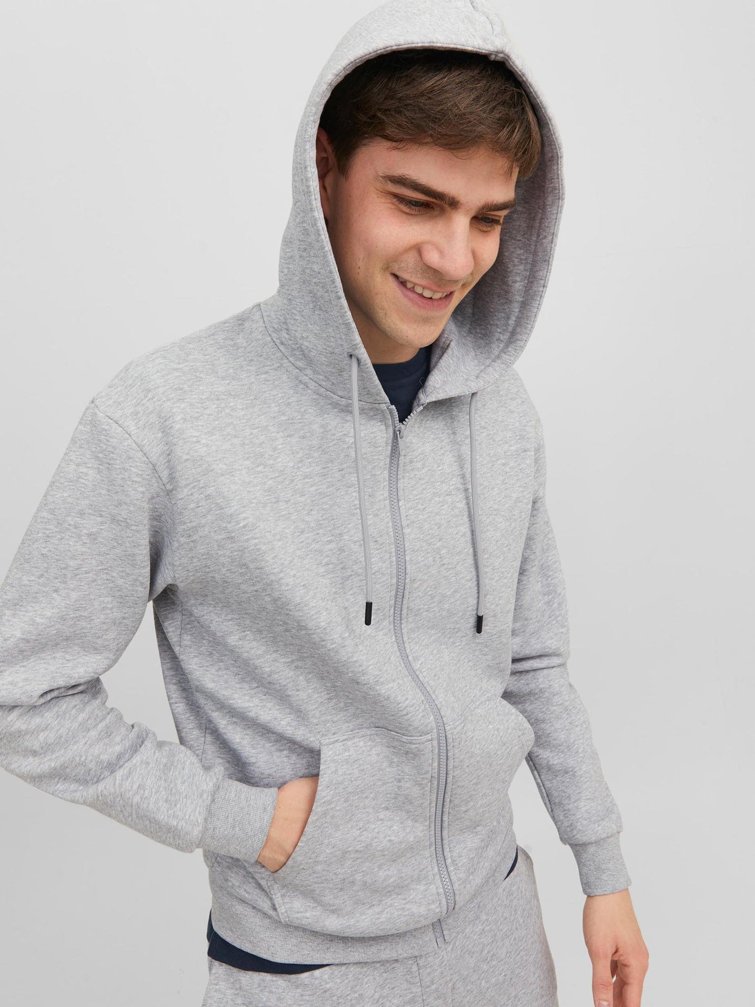 Ανδρική ζακέτα φούτερ JJEBRADLEY SWEAT ZIP HOOD NOOS 12249342 | 12249342