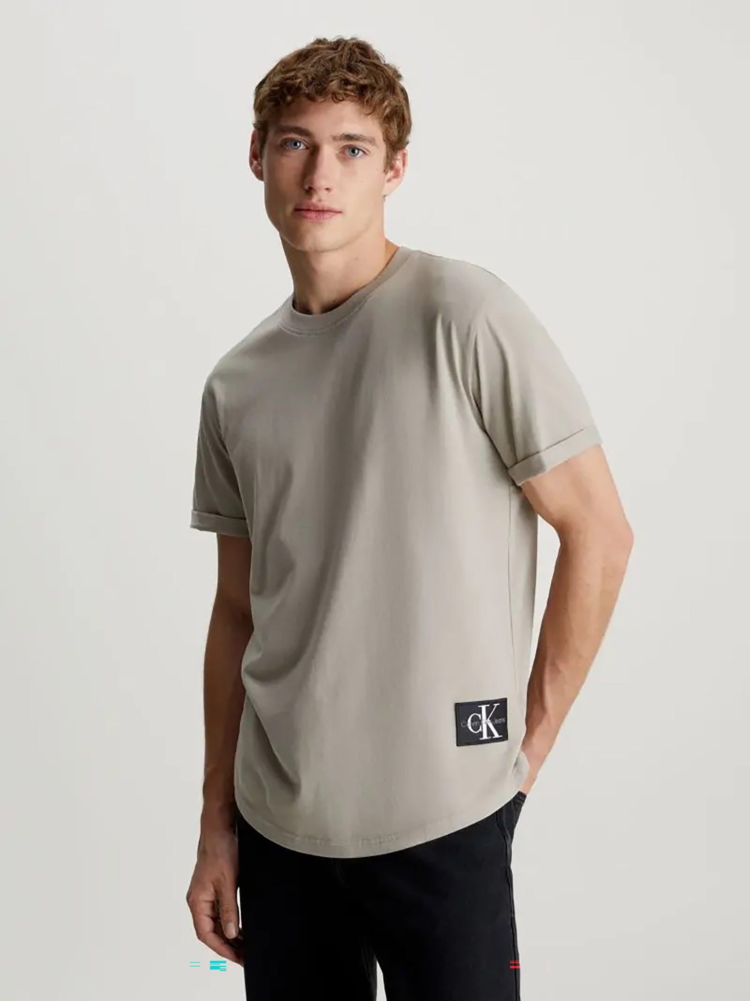 Ανδρικό t-shirt BADGE TURN UP SLEEVE J30J323482PBU | J30J323482PBU