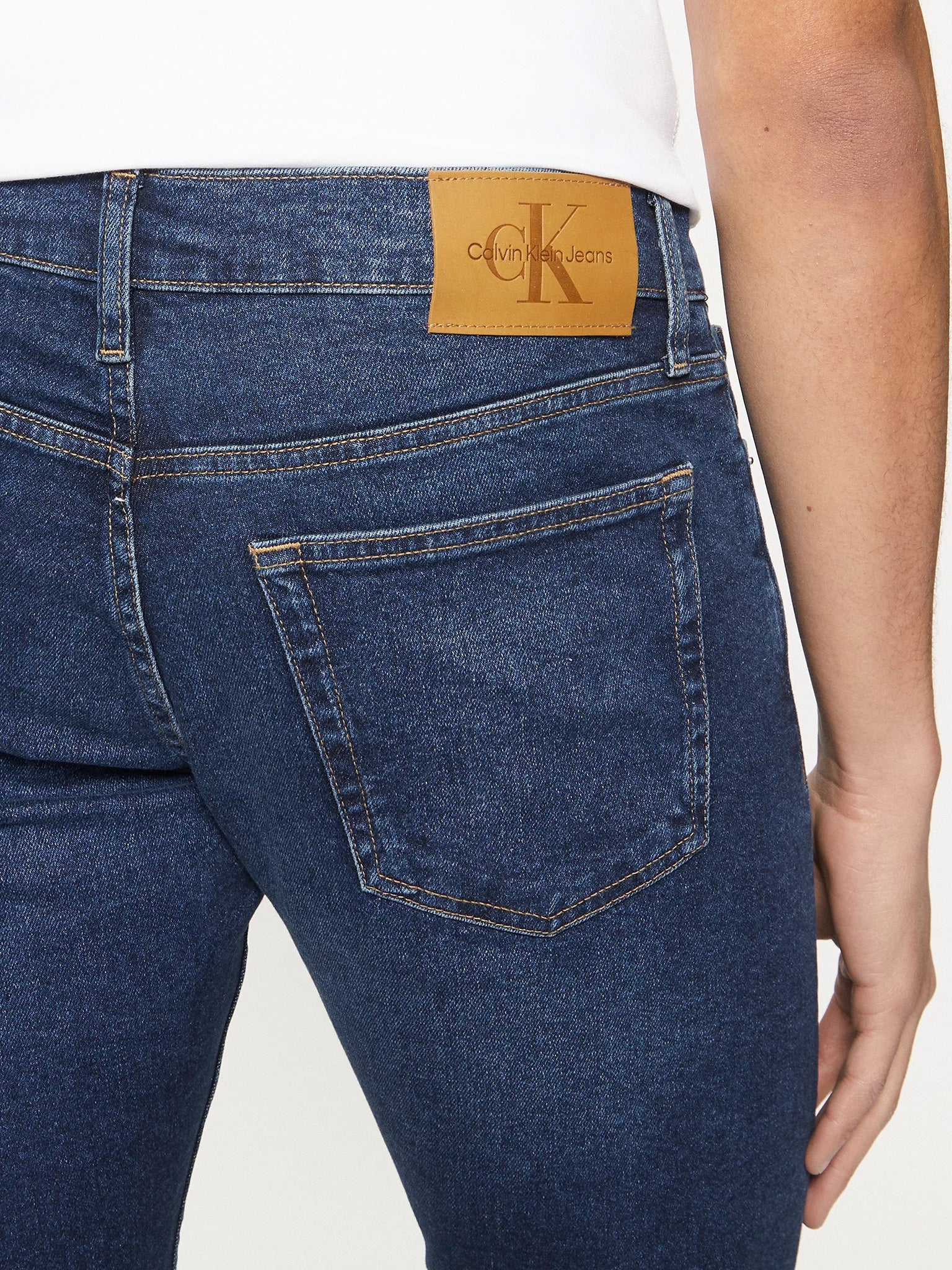 Ανδρικό παντελόνι τζιν SLIM J30J3265301BJ | J30J3265301BJ