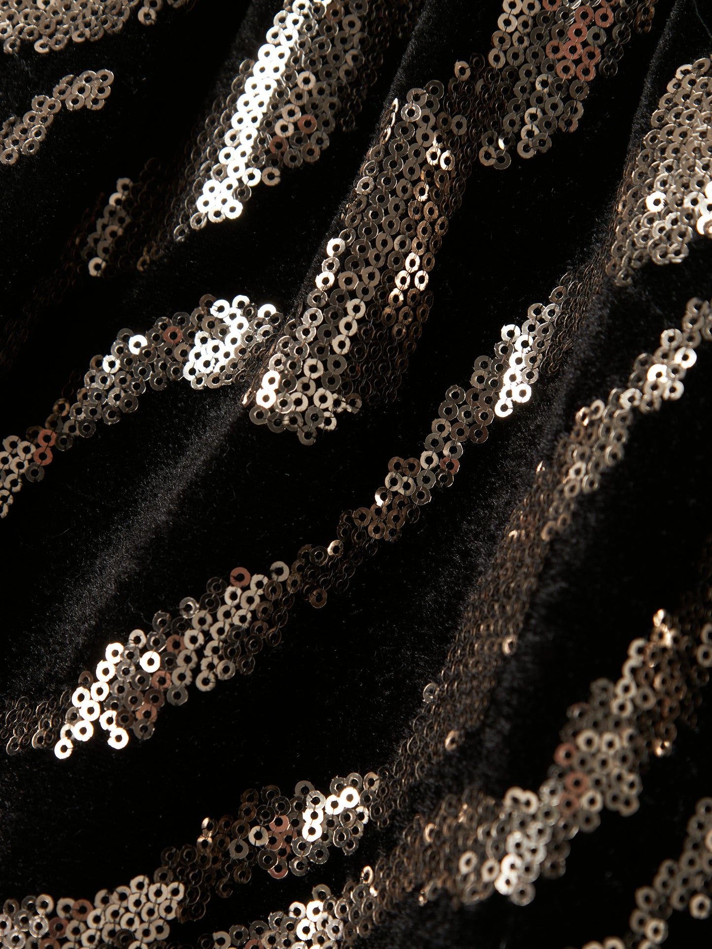 10251409-330_3.jpg