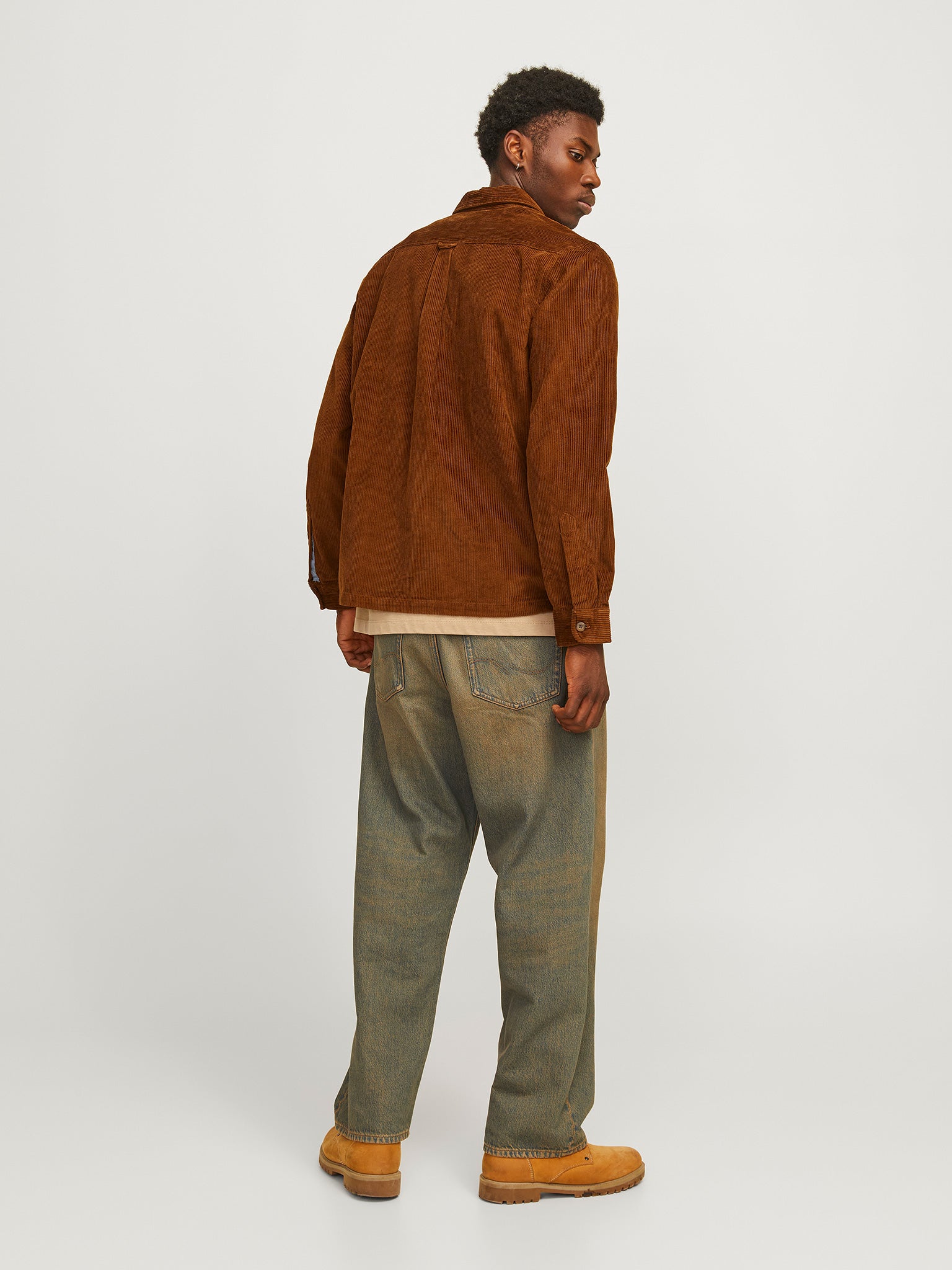 Ανδρικό πουκάμισο κοτλέ JJEEDDIE CORDUROY OVERSHIRT LS 12246303 | 12246303