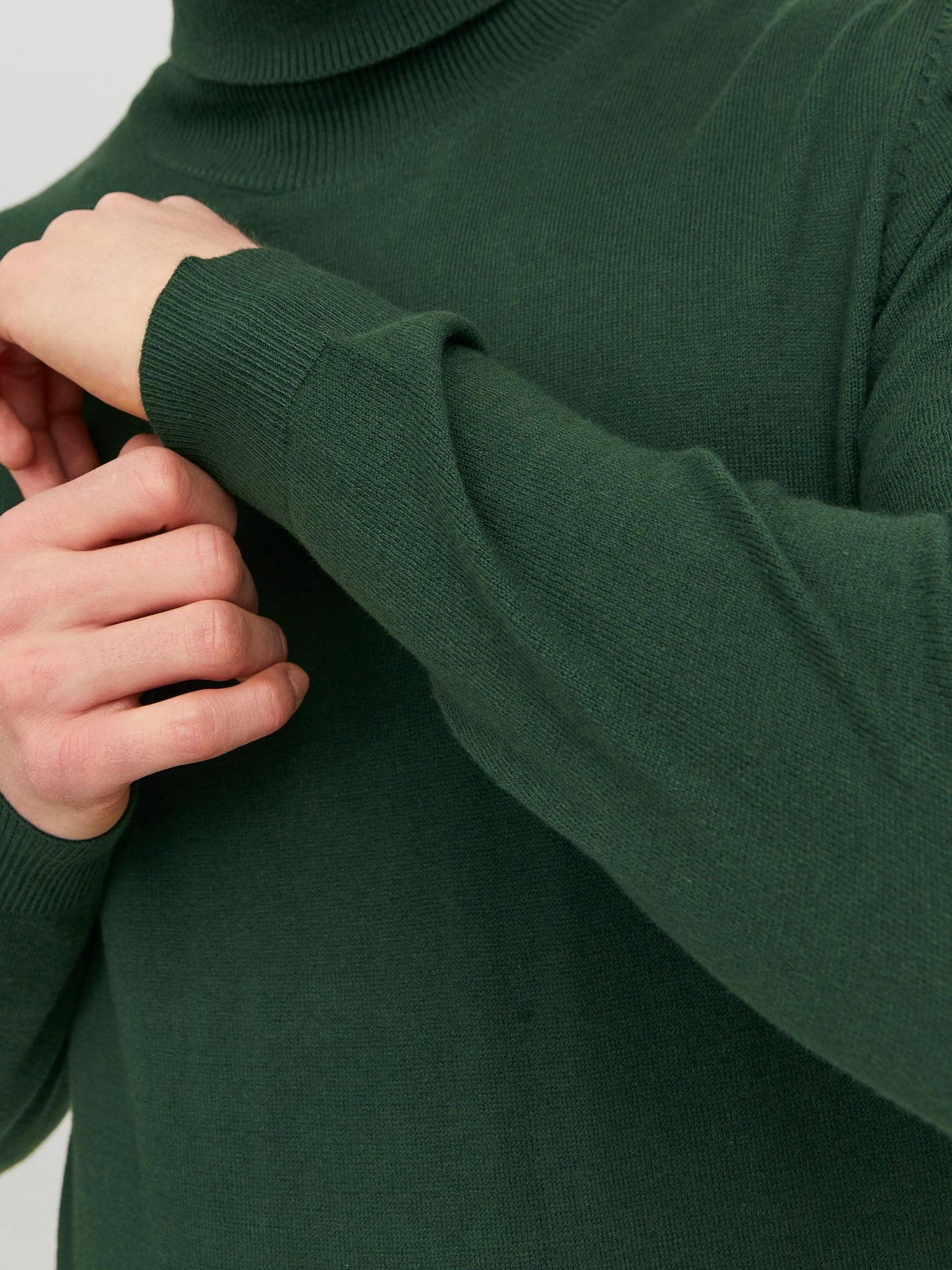 Ανδρική μπλούζα ζιβάγκο JJEEMIL KNIT ROLL NECK NOOS 12157417 | 12157417