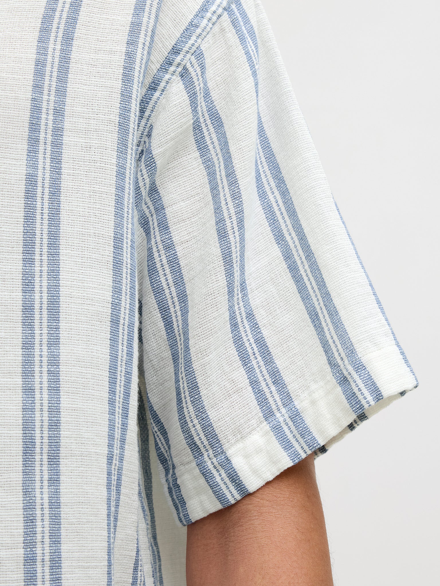 Ανδρικό πουκάμισο ριγέ JJEENZO STRIPE RESORT SHIRT 12268457 | 12268457