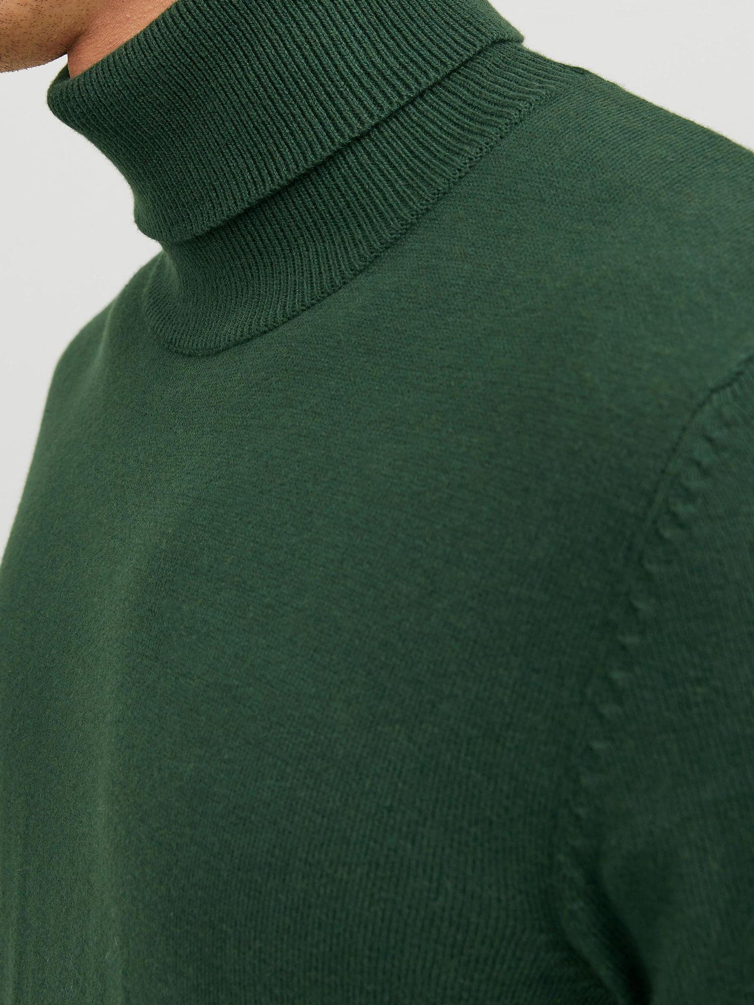 Ανδρική μπλούζα ζιβάγκο JJEEMIL KNIT ROLL NECK NOOS 12157417 | 12157417