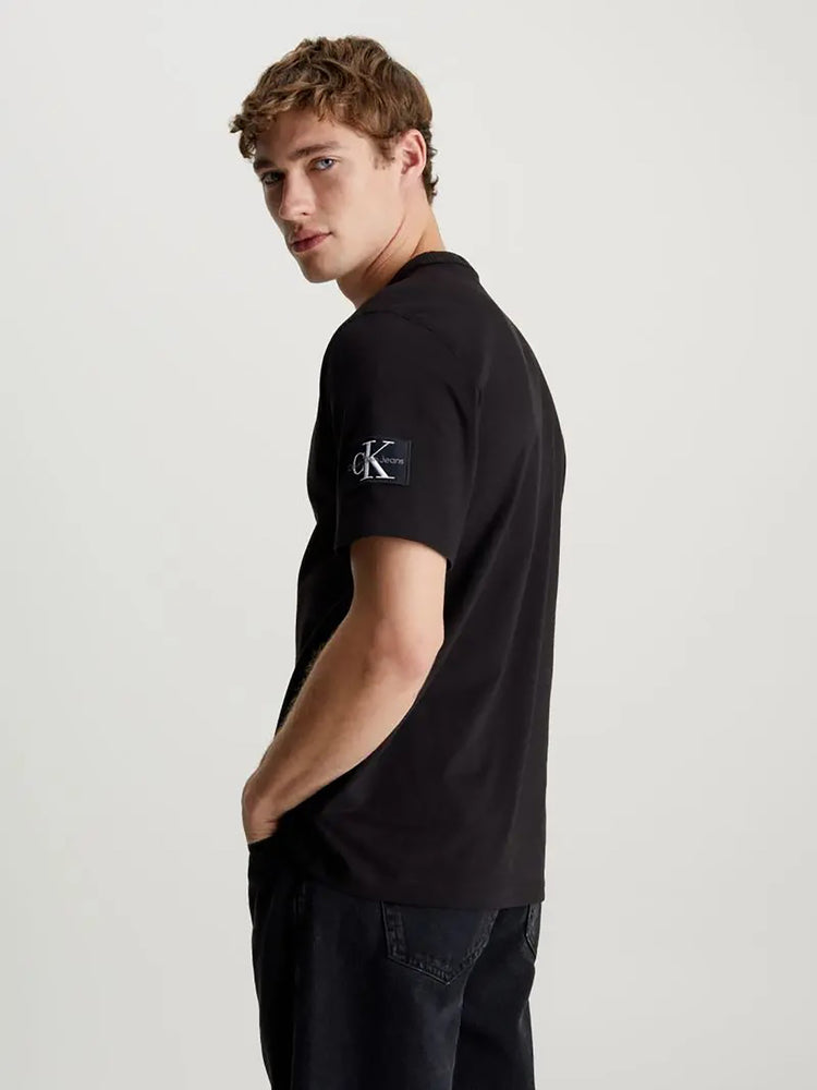 Ανδρικό t-shirt BADGE REGULAR TEE J30J323484BEH | J30J323484BEH