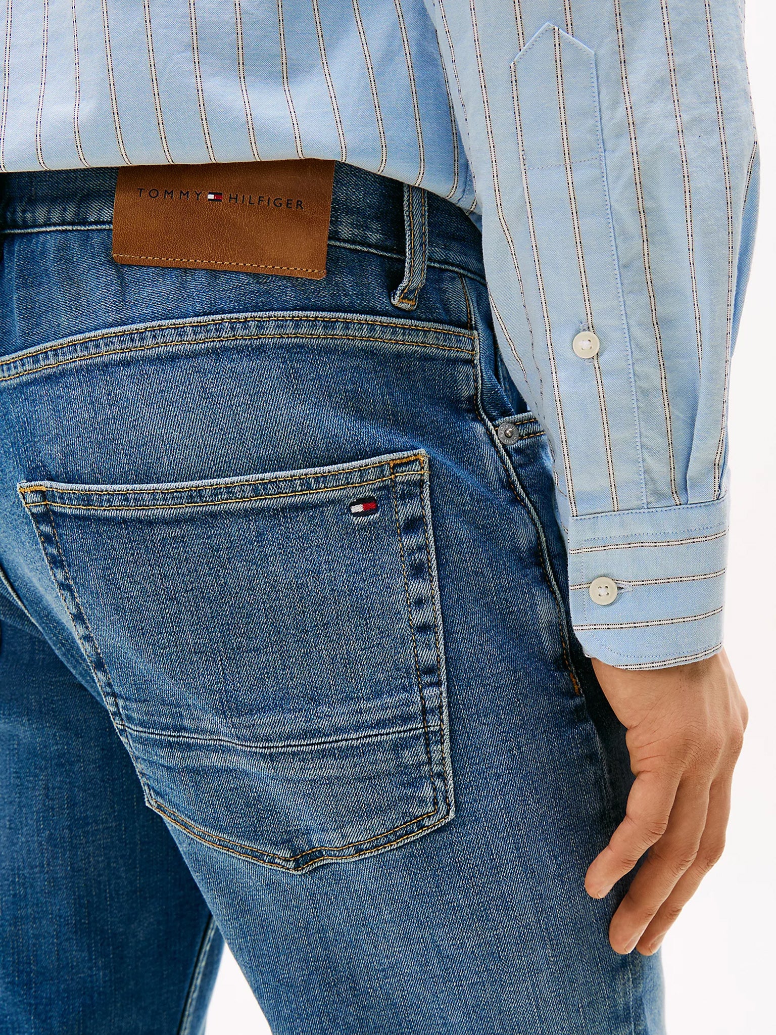 Ανδρικό παντελόνι τζιν CORE DENTON LIGHT BLUE MW0MW390331AN | MW0MW390331AN