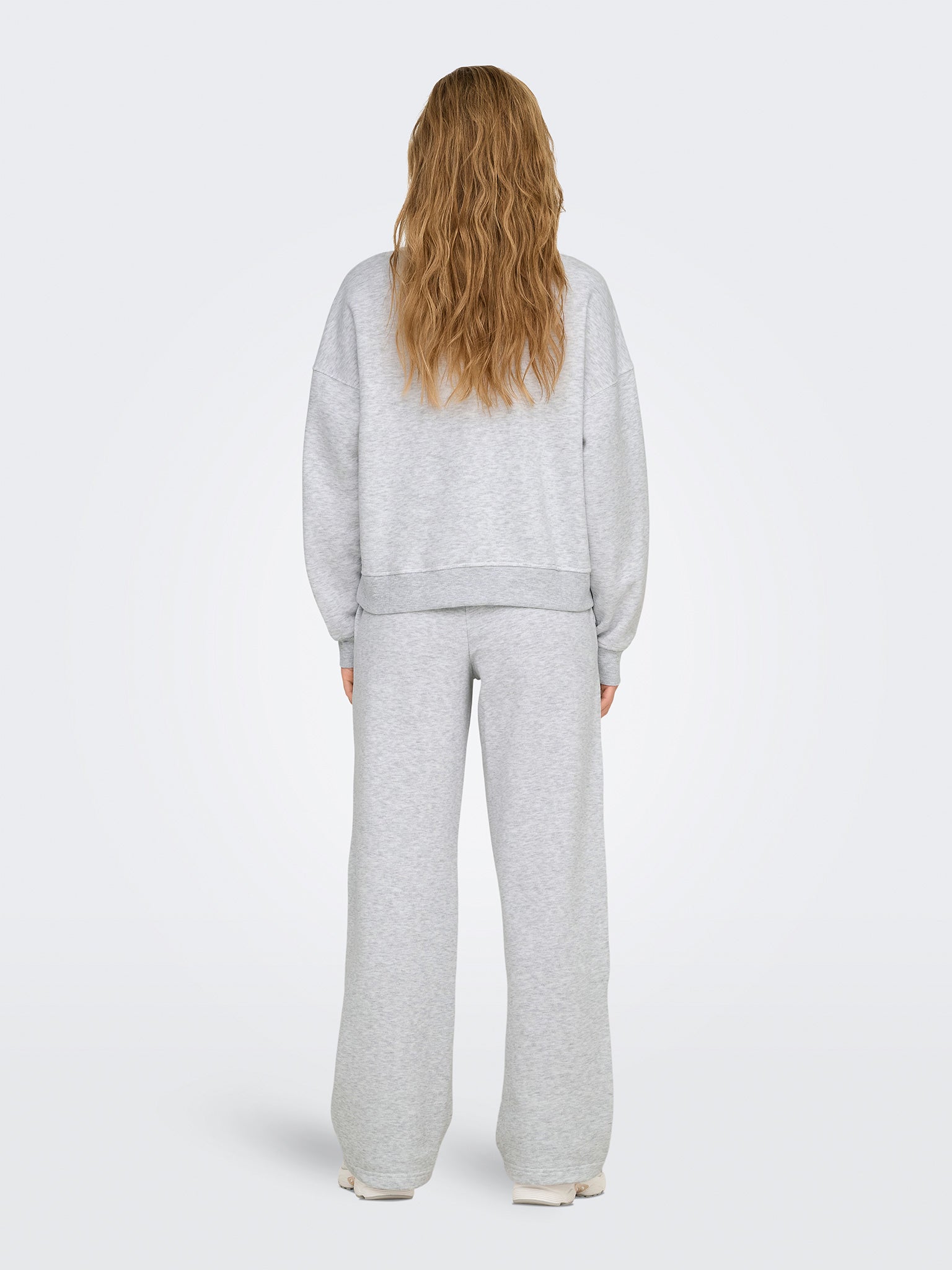 Γυναικεία μπλούζα φούτερ ONLBEST L/S CREW NECK SWT NOOS 15338727 | 15338727