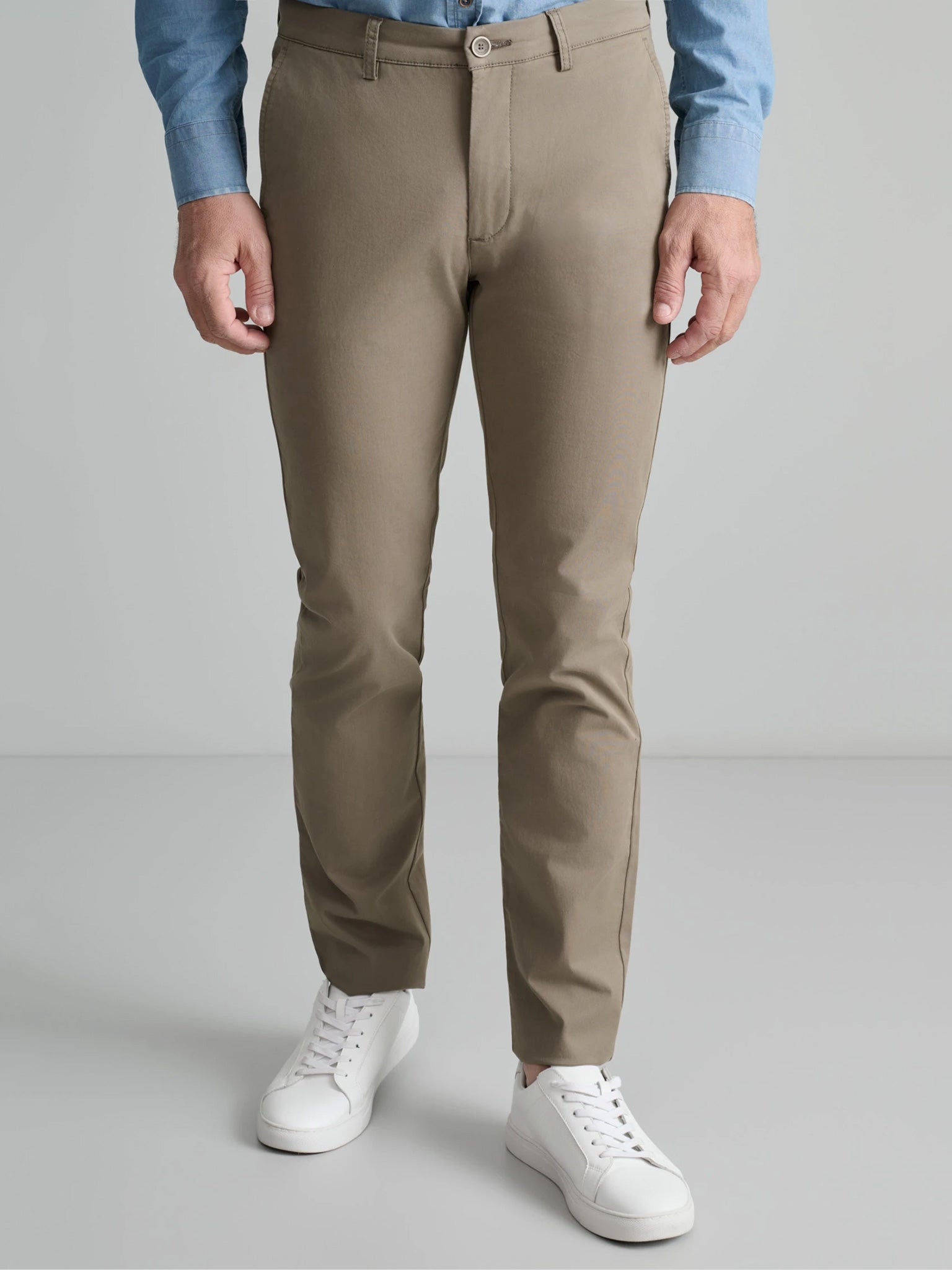 Ανδρικό παντελόνι chinos dusty olive 24AG.1003MFA/93.2 | 24AG.1003MFA/93.2