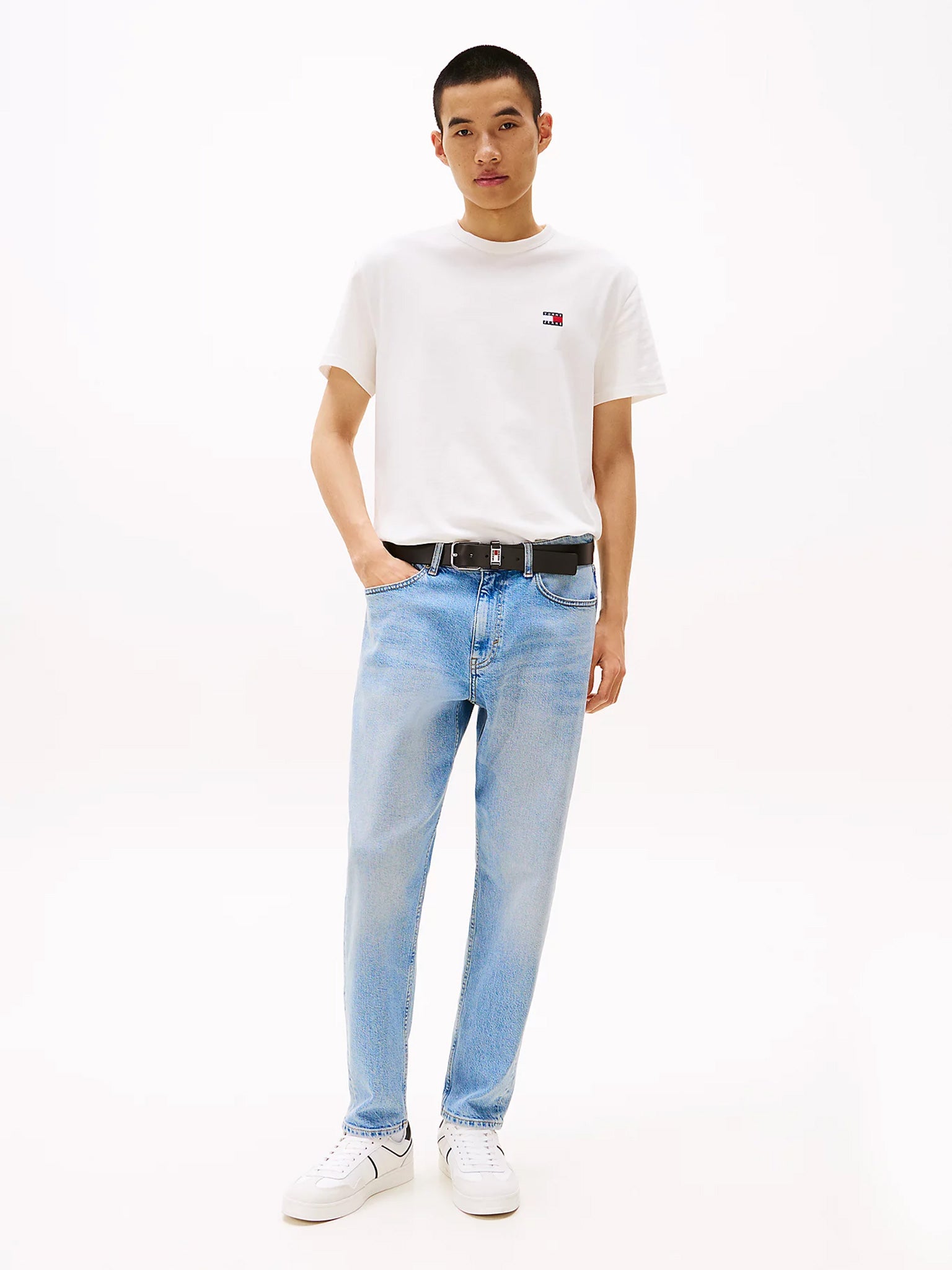 Ανδρικό t-shirt TJM REG BADGE TEE DM0DM20322YBL | DM0DM20322YBL