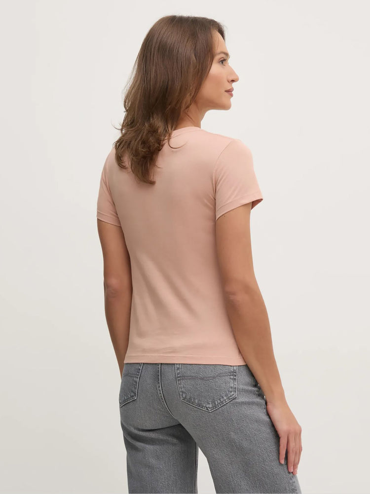 Γυναικείο t-shirt INSTITUTIONAL GRAPHIC SLIM TEE J20J224990TGW | J20J224990TGW