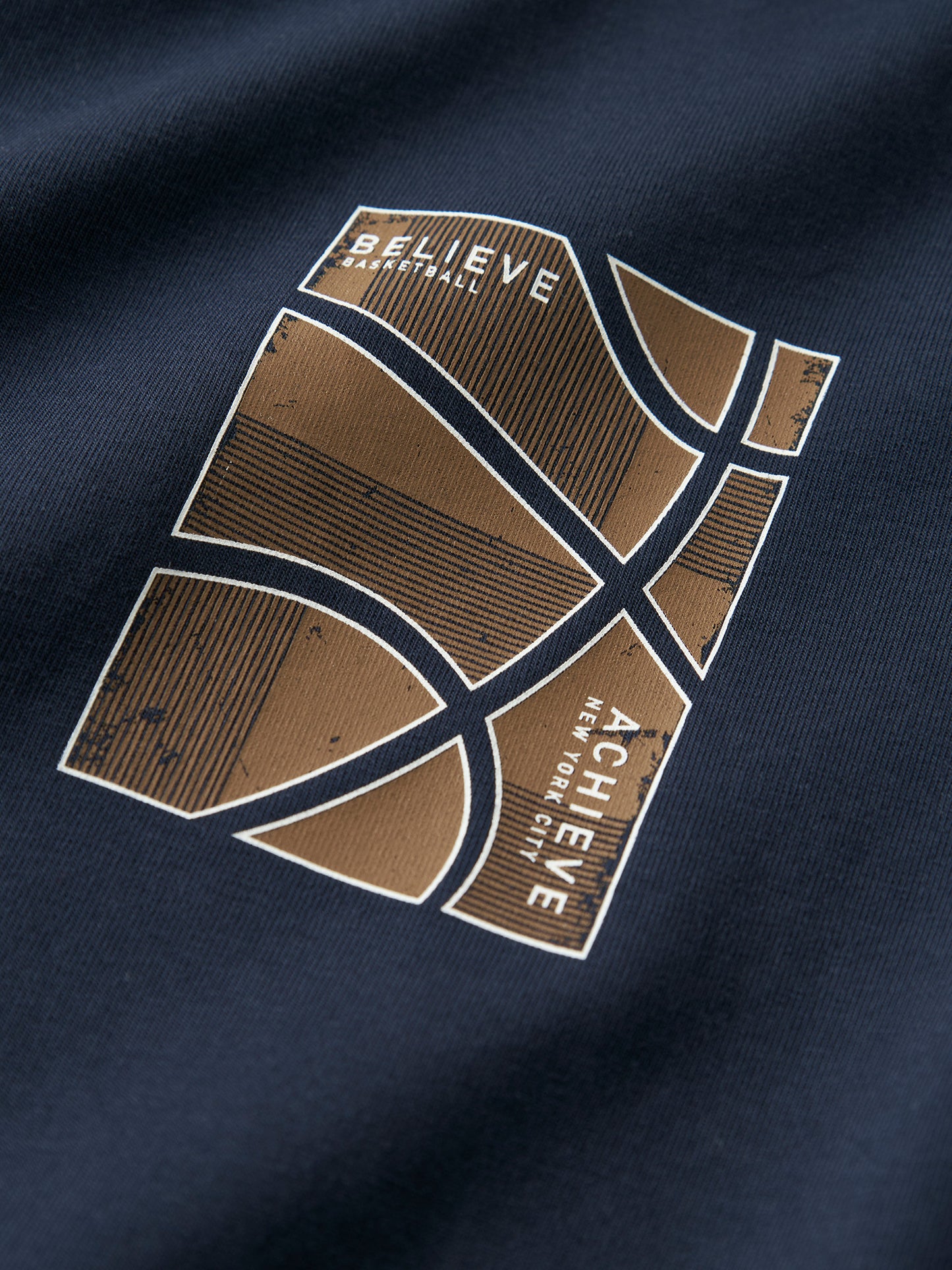 10256142-413_3.jpg