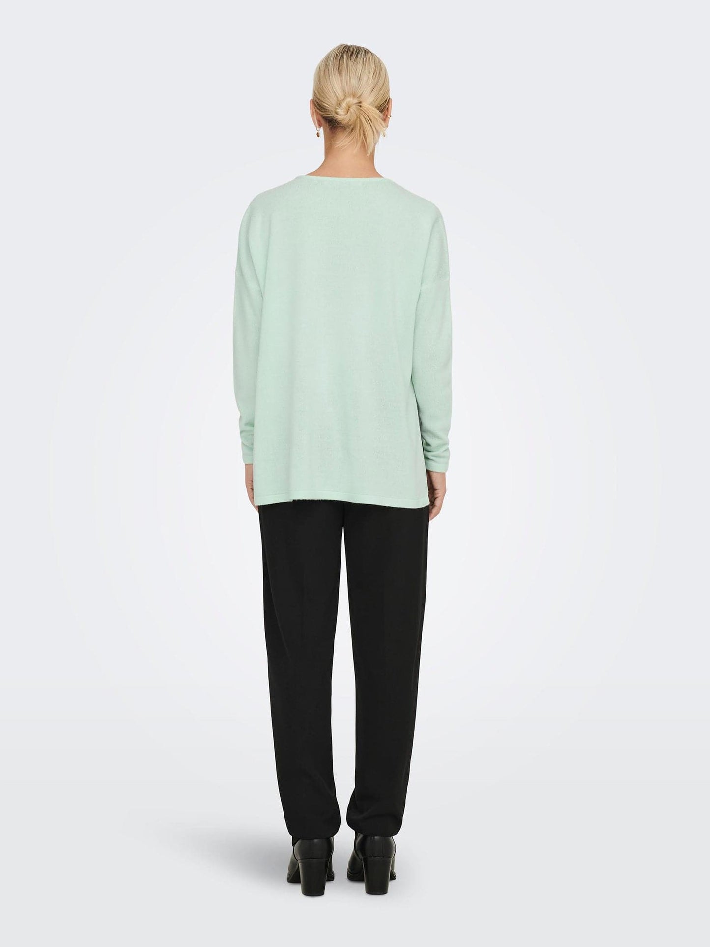 Γυναικεία μπλούζα ONLAMALIA LS V-NECK CC KNT 15219642 | 15219642
