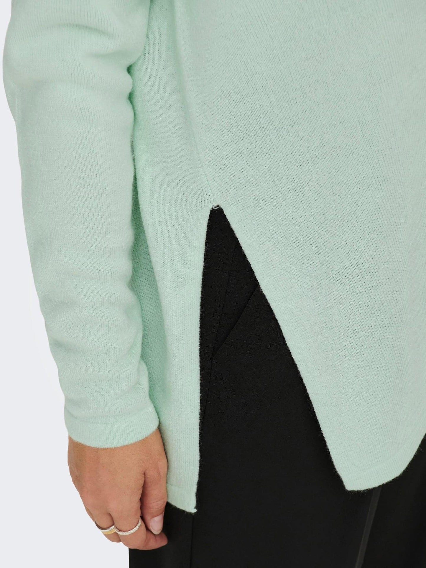 Γυναικεία μπλούζα ONLAMALIA LS V-NECK CC KNT 15219642 | 15219642