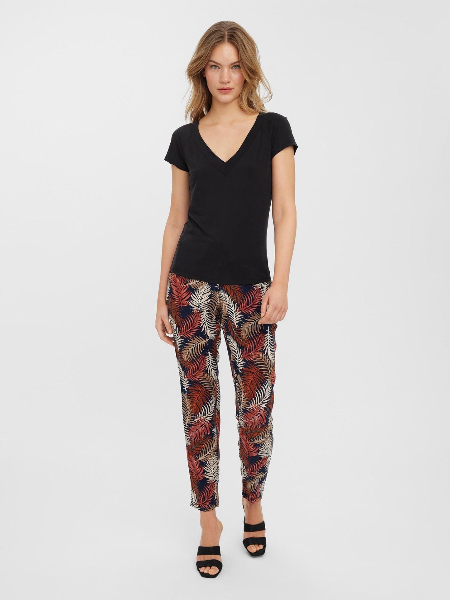 Γυναικεία μπλούζα VMHALI SS V-NECK TOP JRS 10261409 | 10261409