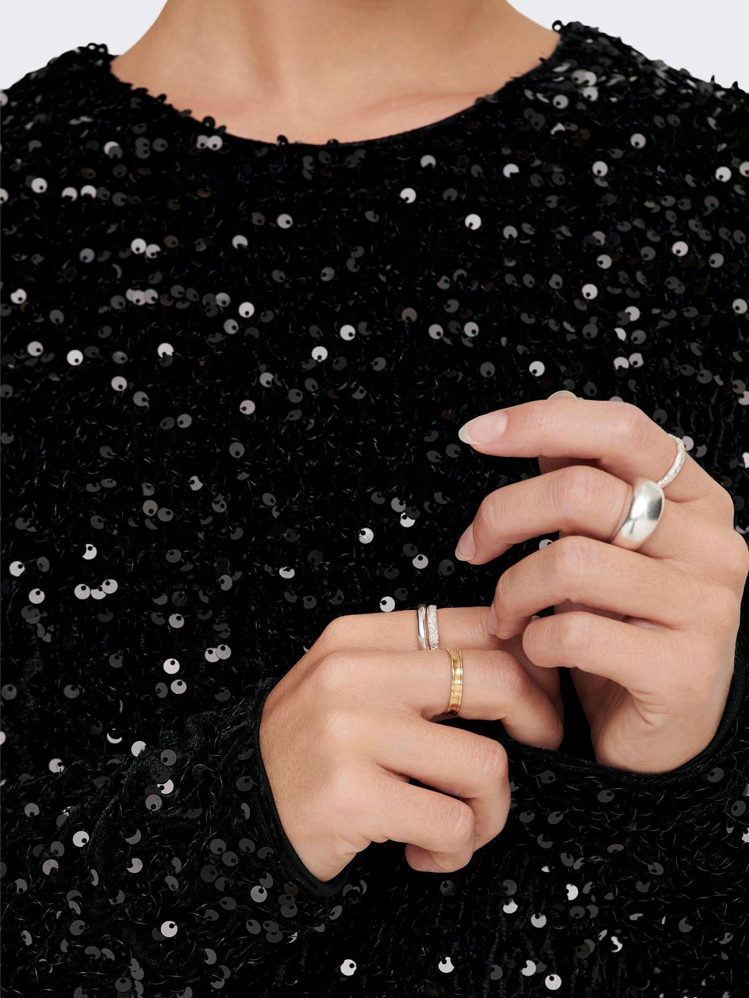 Γυναικείο φόρεμα βελούδινο με παγιέτες ONLANIKA SEQUIN LS DRESS WVN 15278822 | 15278822