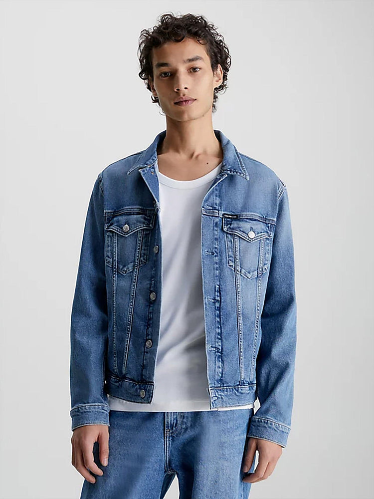 Ανδρικό τζάκετ τζιν MODERN ESSENTIAL DENIM JACKET J30J3227701A4 | J30J3227701A4
