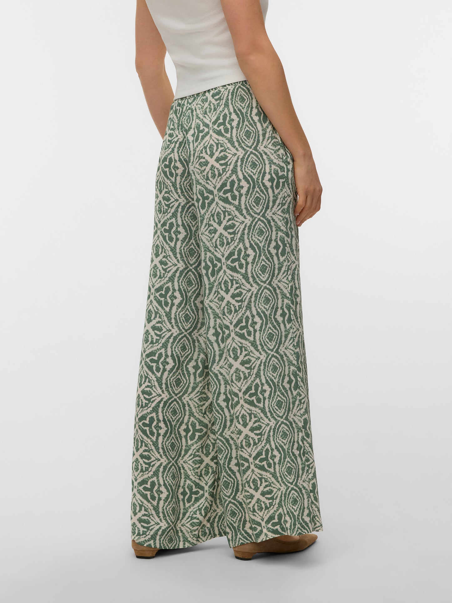 Γυναικεία παντελόνα εμπριμέ VMMENNY HW WIDE PANTS WVN 10282478 | 10282478