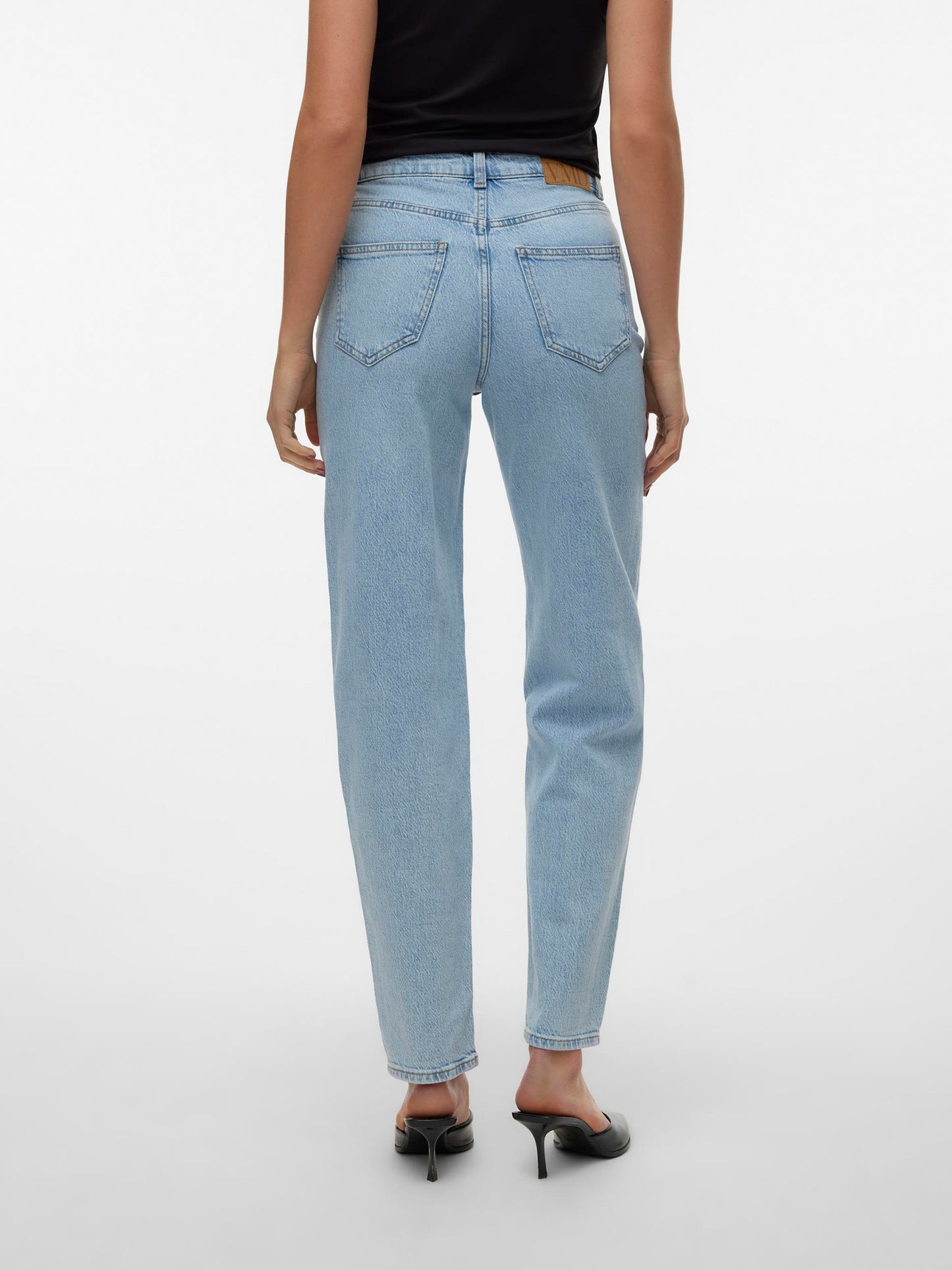 Γυναικείο παντελόνι τζιν VMTESSA HR MOM JEANS RA339 GA NOOS 10302290 | 10302290