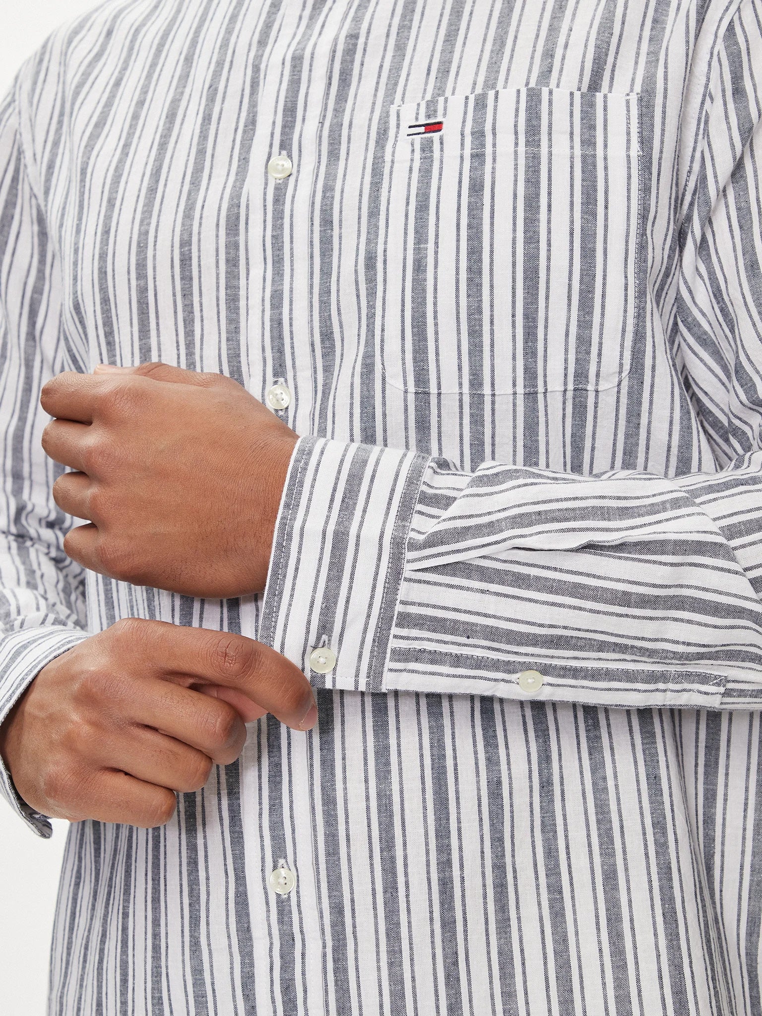 Ανδρικό πουκάμισο λινό TJM MAO STRIPE LINEN BLEND SHIRT DM0DM18960C1G | DM0DM18960C1G