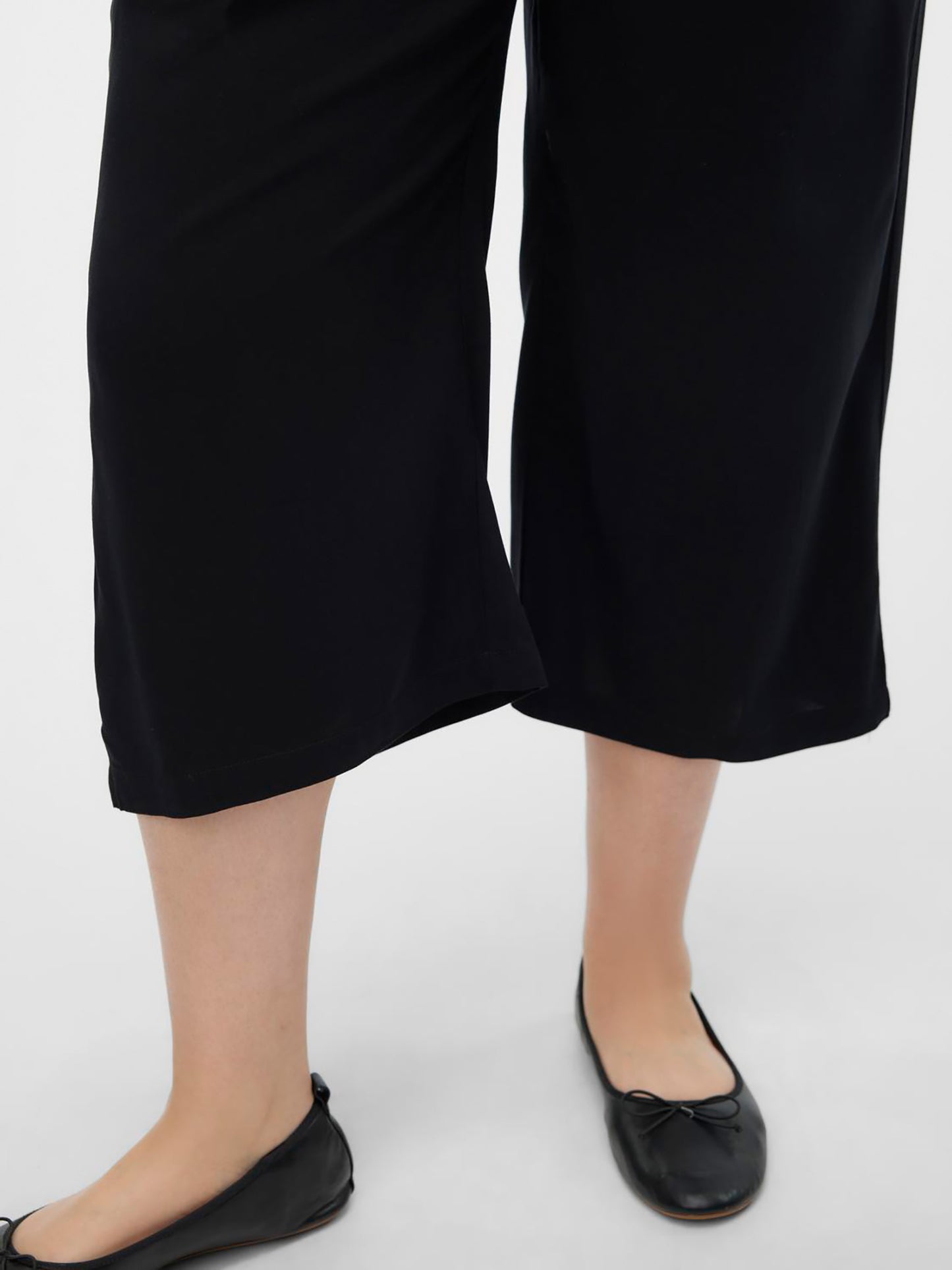 Γυναικεία ζιπ κιλότ Plus Size VMCEASY JOY HW CULOTTE PANTS WVN 10308723 | 10308723