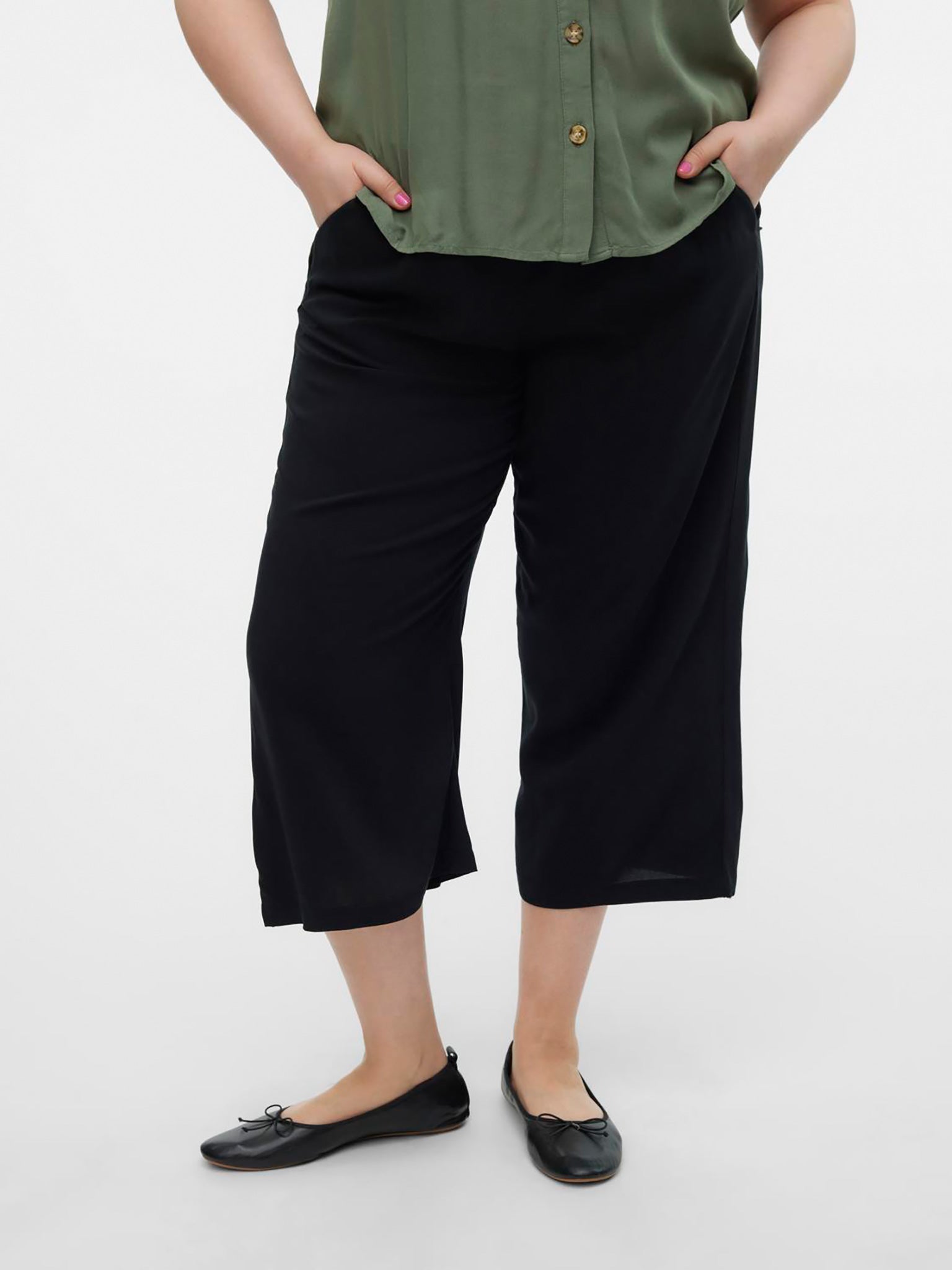 Γυναικεία ζιπ κιλότ Plus Size VMCEASY JOY HW CULOTTE PANTS WVN 10308723 | 10308723