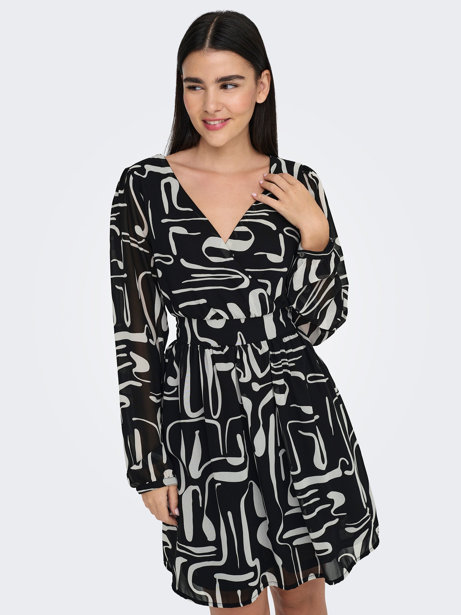 Γυναικείο φόρεμα εμπριμέ ONLSTAR LIFE L/S MEG V-NECK DRESS 15335345 | 15335345